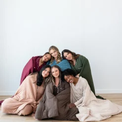 Kyte Baby Adult Quilted Blanket in 2.5 Latte Hot