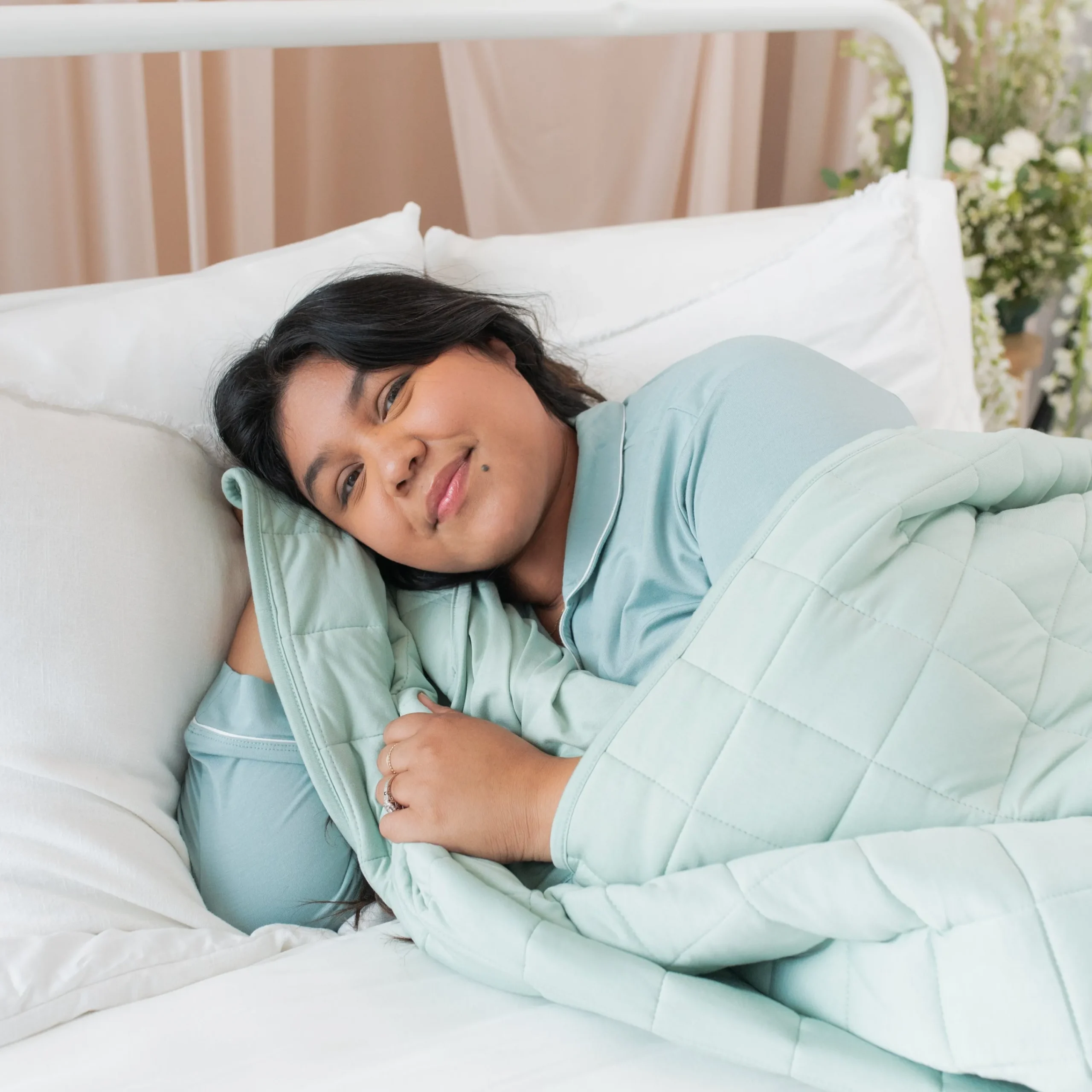Kyte Baby Adult Quilted Blanket in 3.5 Sage Hot