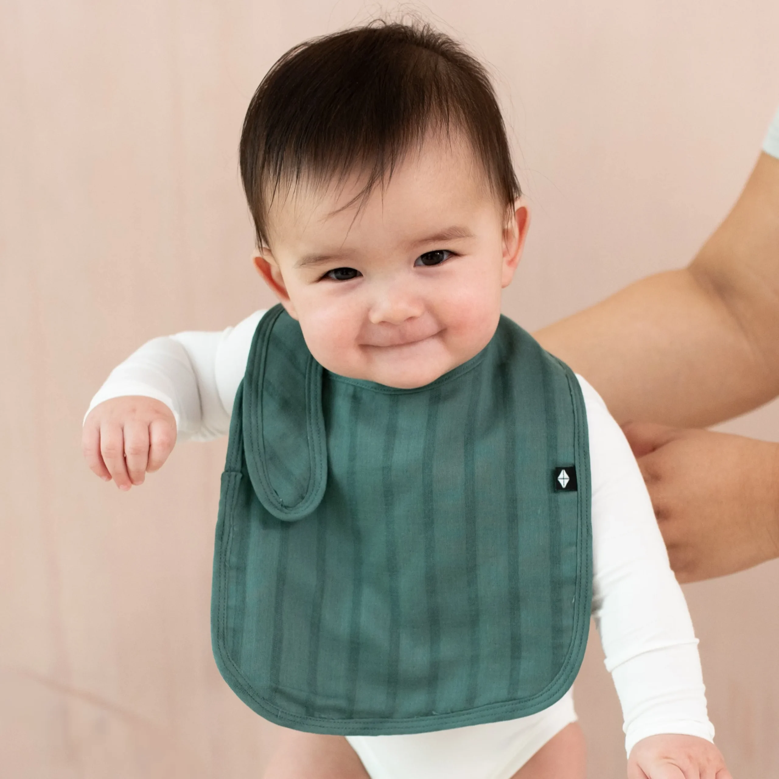 Kyte Baby Bamboo Muslin Bib in Pine Best