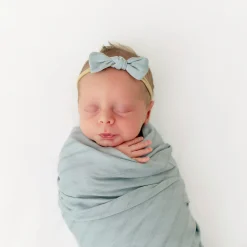 Kyte Baby Bamboo Muslin Swaddle Blanket in Mist Hot