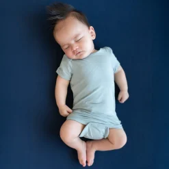 Kyte Baby Bodysuit in Fog Clearance
