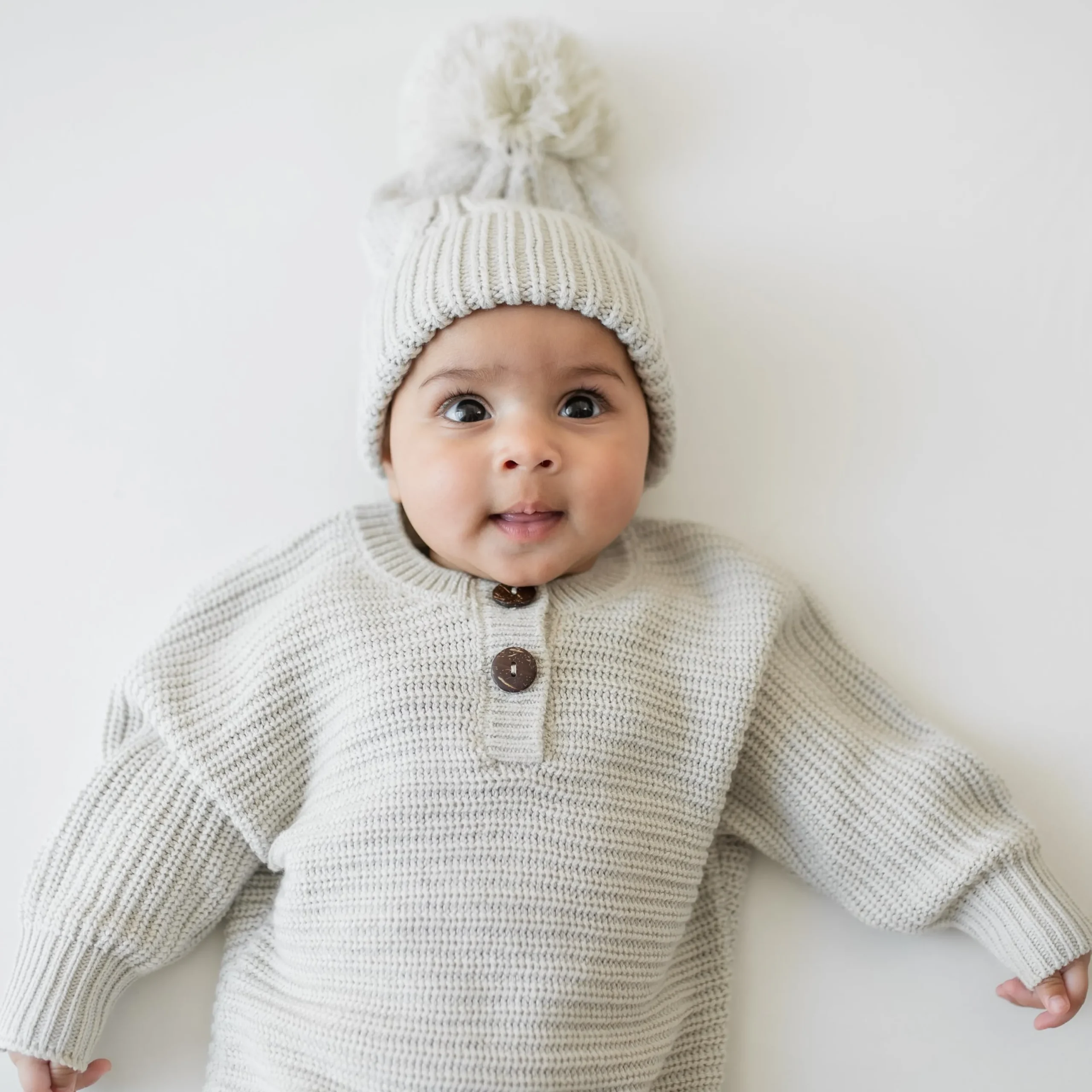 Kyte Baby Chunky Cable Knit Beanie in Oat Online