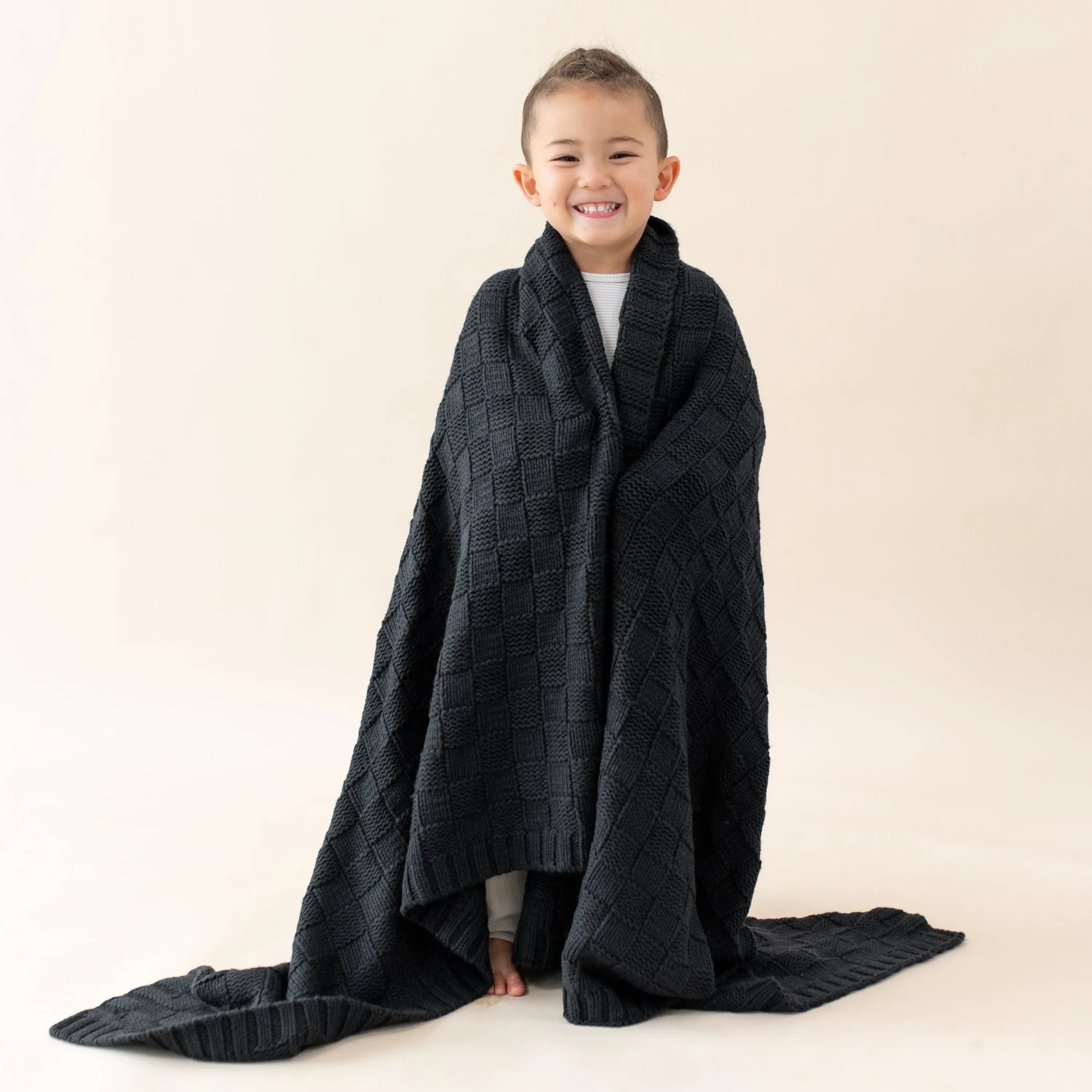 Kyte Baby Chunky Knit Basket Weave Toddler Blanket in Midnight Sale