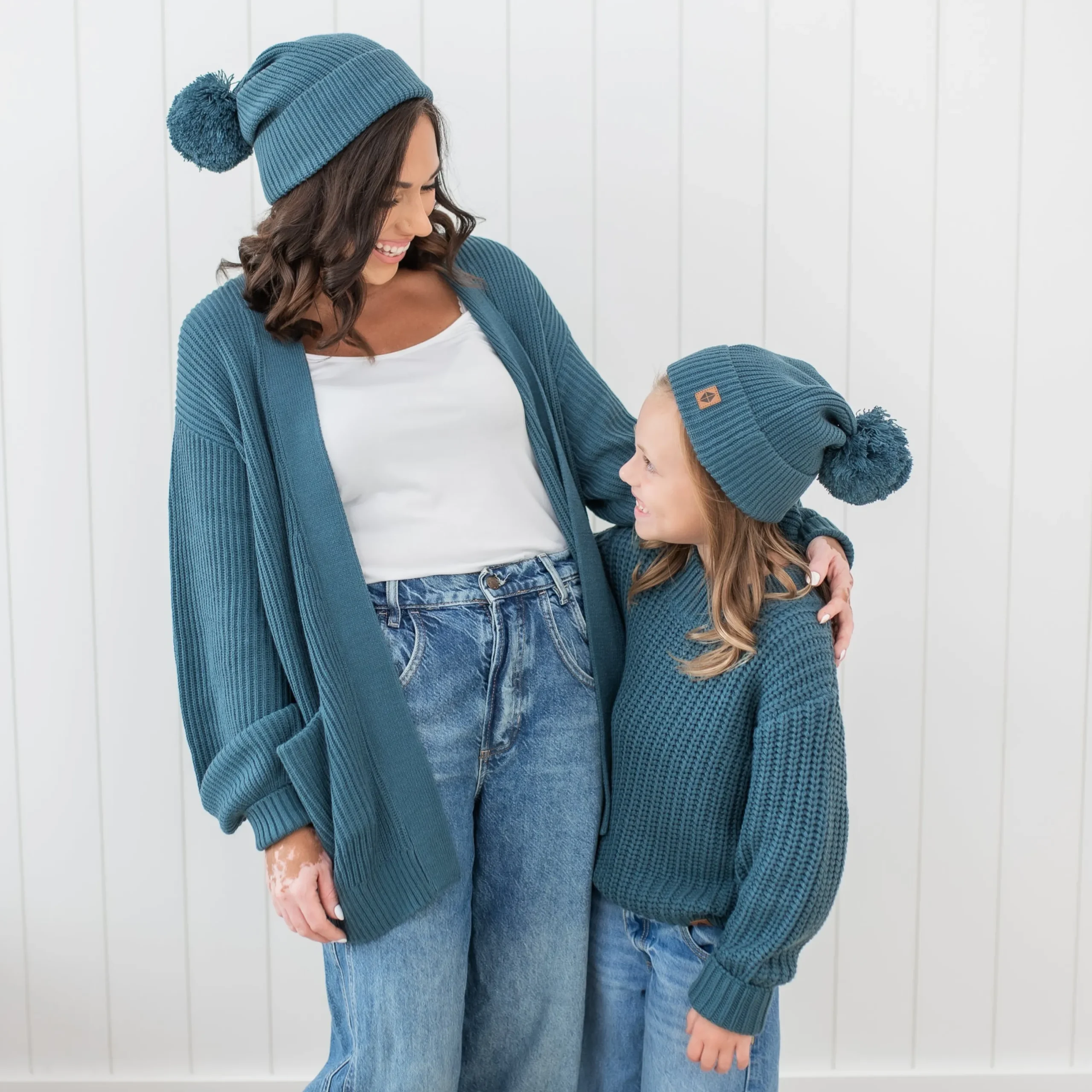 Kyte Baby Chunky Knit Pom Beanie in Atlantic Hot