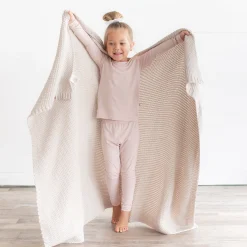 Kyte Baby Chunky Knit Toddler Blanket in Oat New