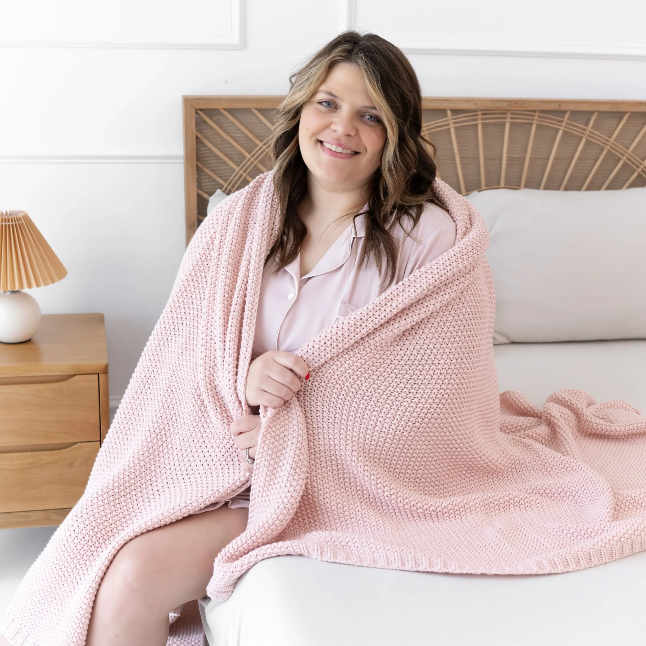 Kyte Baby Chunky Knit Youth Blanket in Blush Outlet