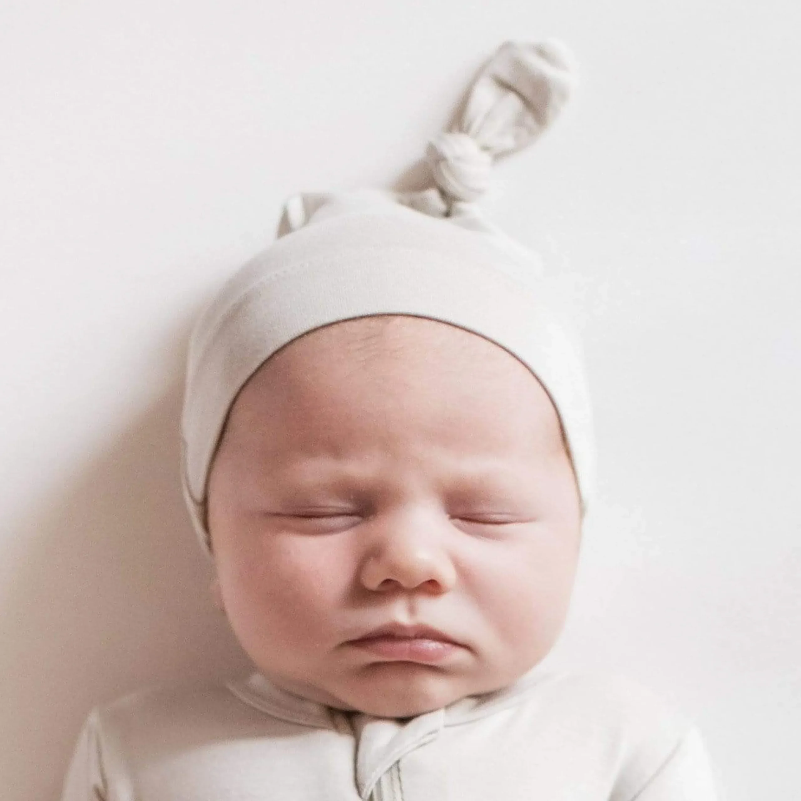 Kyte Baby Knotted Cap in Oat Hot