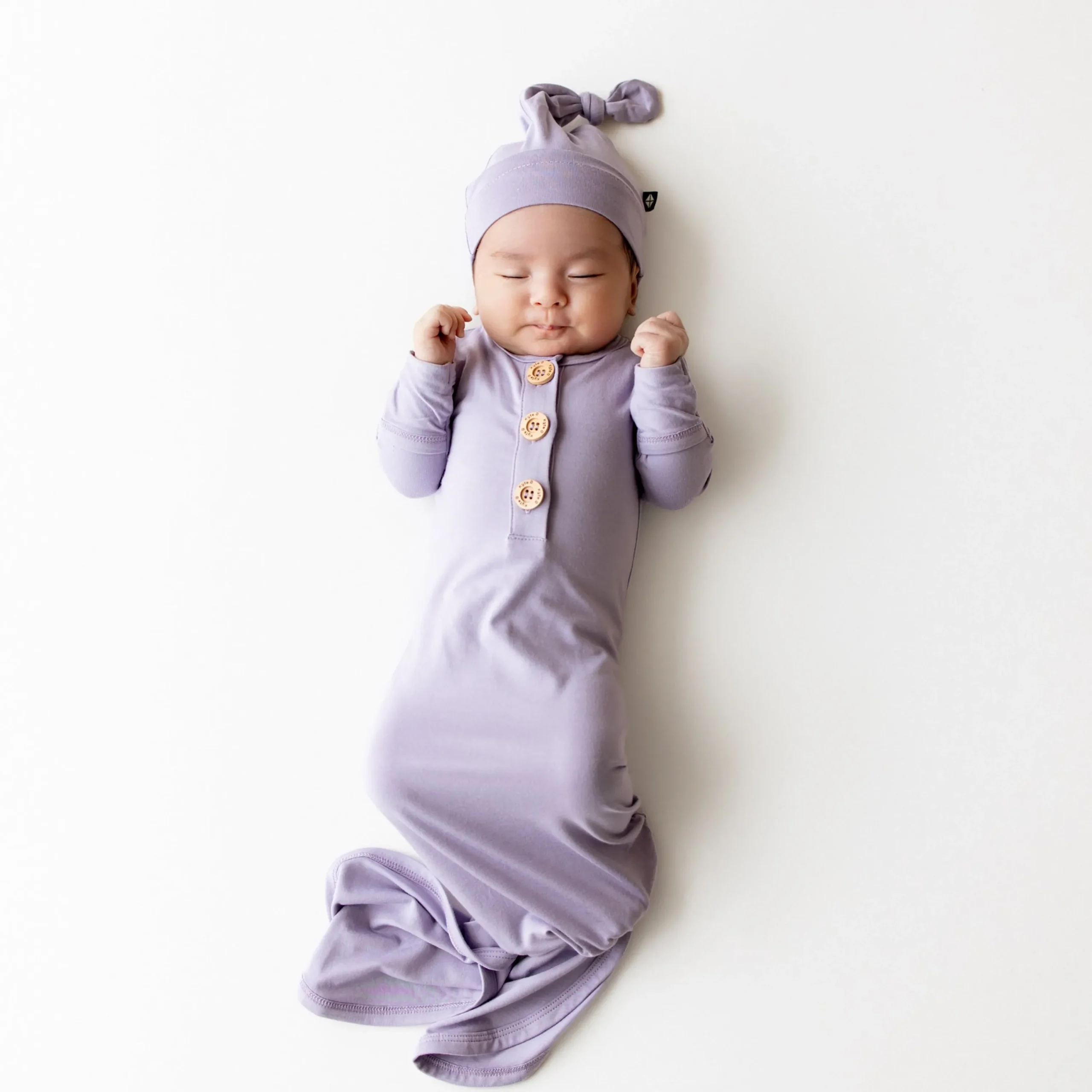 Kyte Baby Knotted Gown with Hat Set in Taro