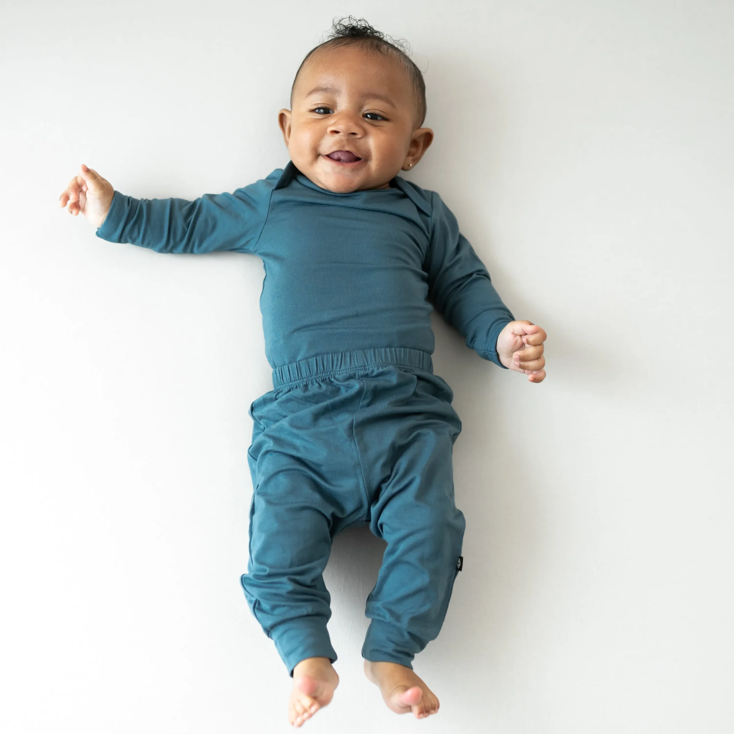 Kyte Baby Long Sleeve Bodysuit in Atlantic Sale