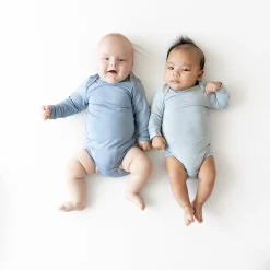 Kyte Baby Long Sleeve Bodysuit in Fog Clearance