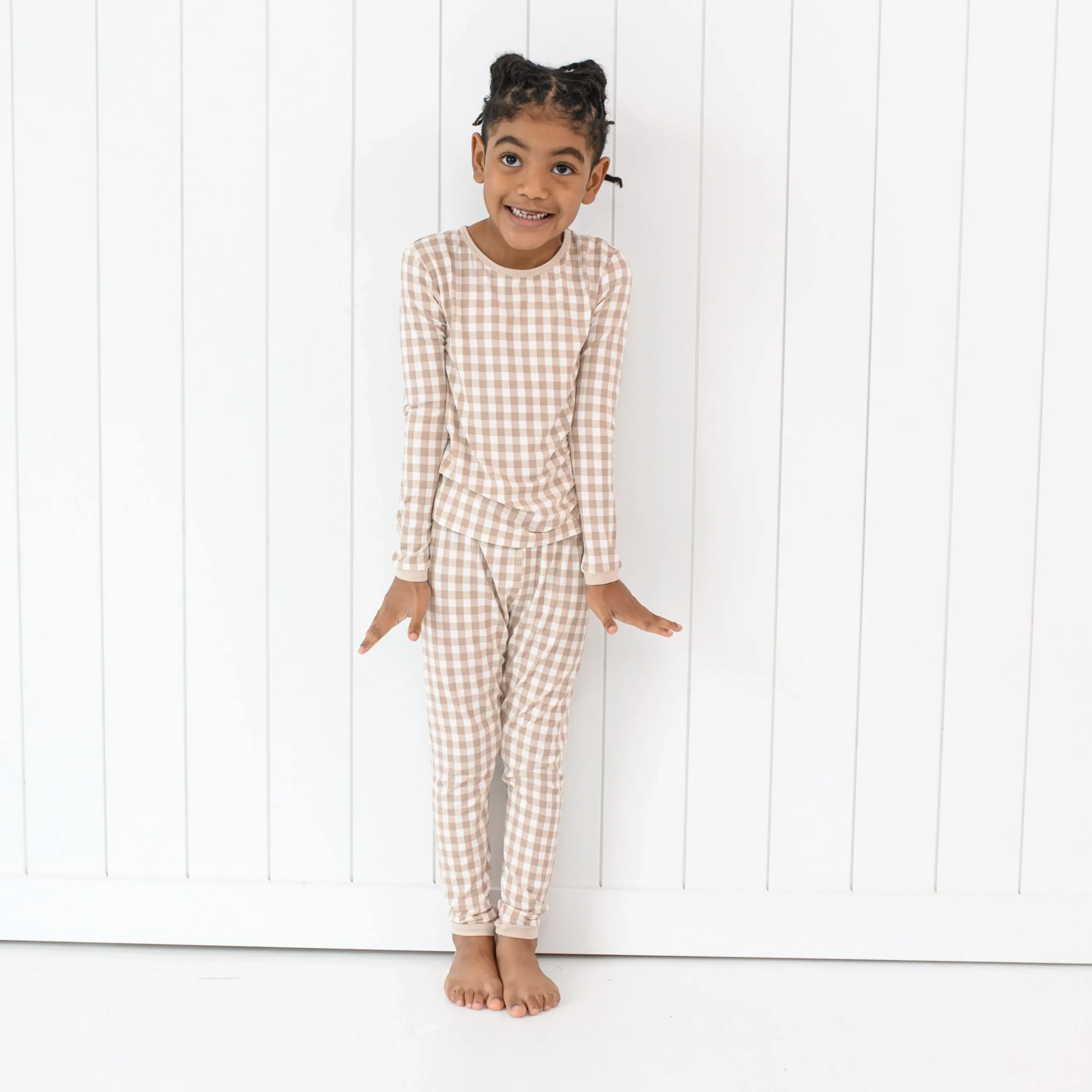 Kyte Baby Long Sleeve Pajamas in Gingham Bisque Outlet