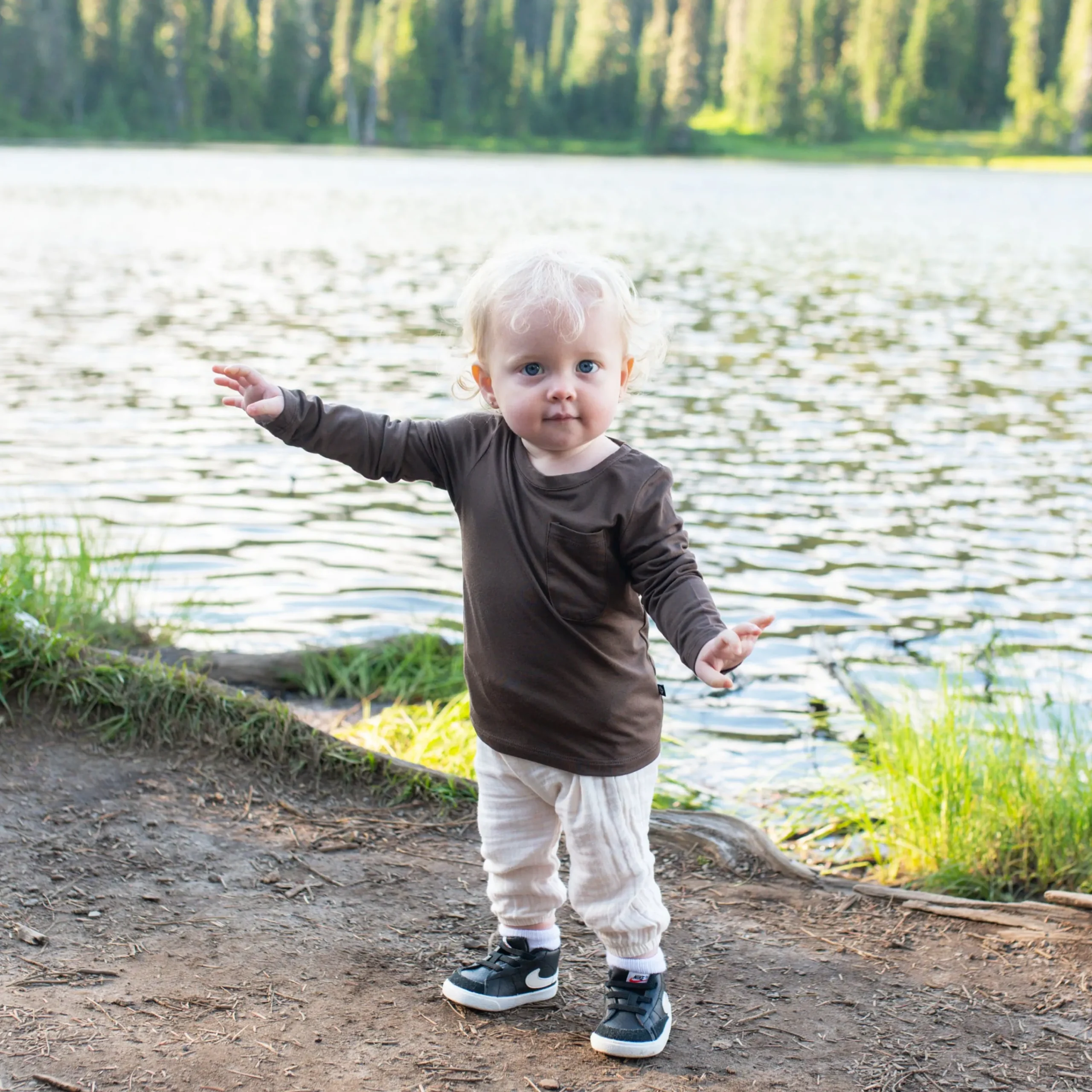 Kyte Baby Long Sleeve Toddler Crew Neck Tee in Espresso New