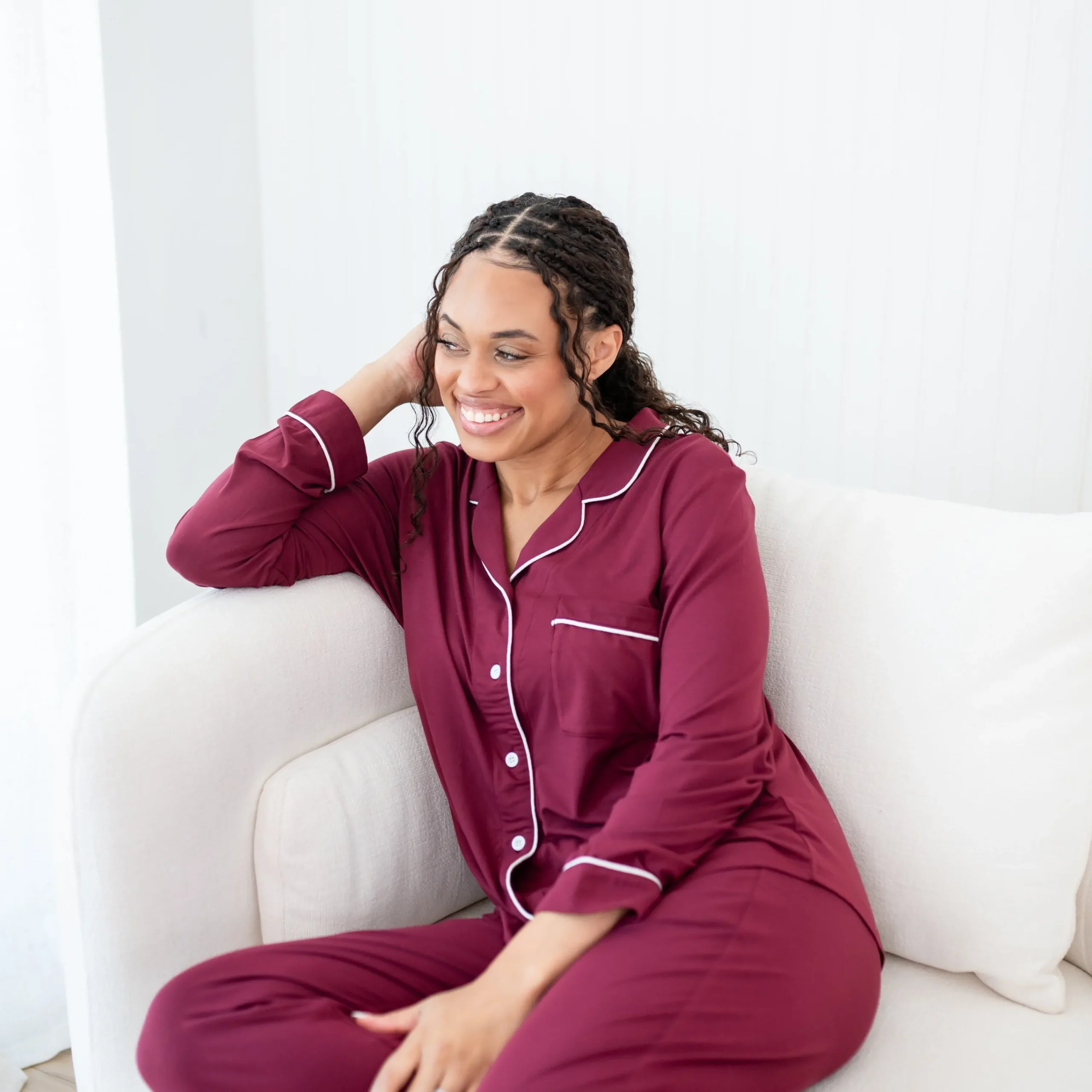 Kyte Baby Long-Sleeved Women's Pajama Set in with Cloud Trim Burgundy Hot