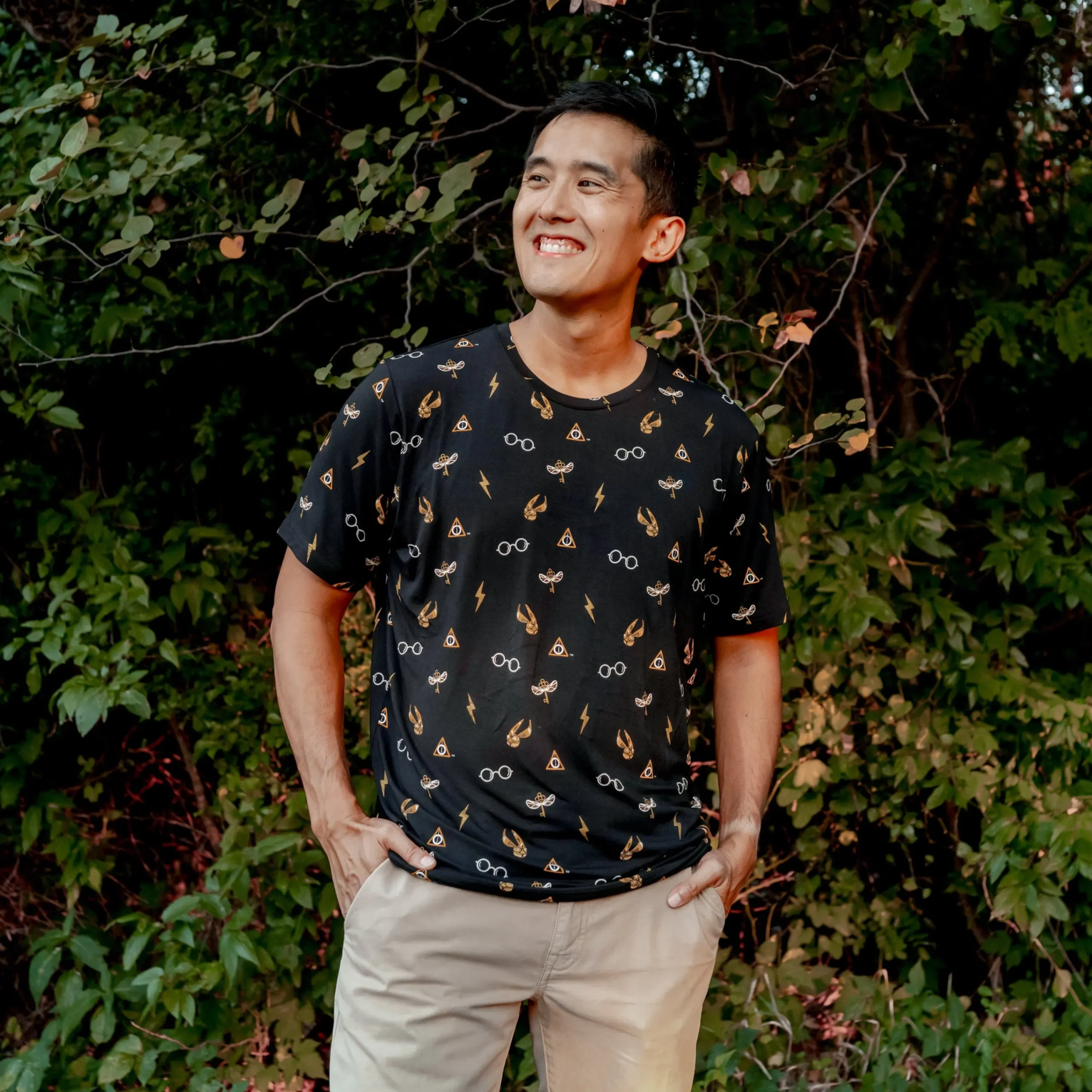 Kyte Baby Men's Crew Neck Tee in Midnight Icon Best
