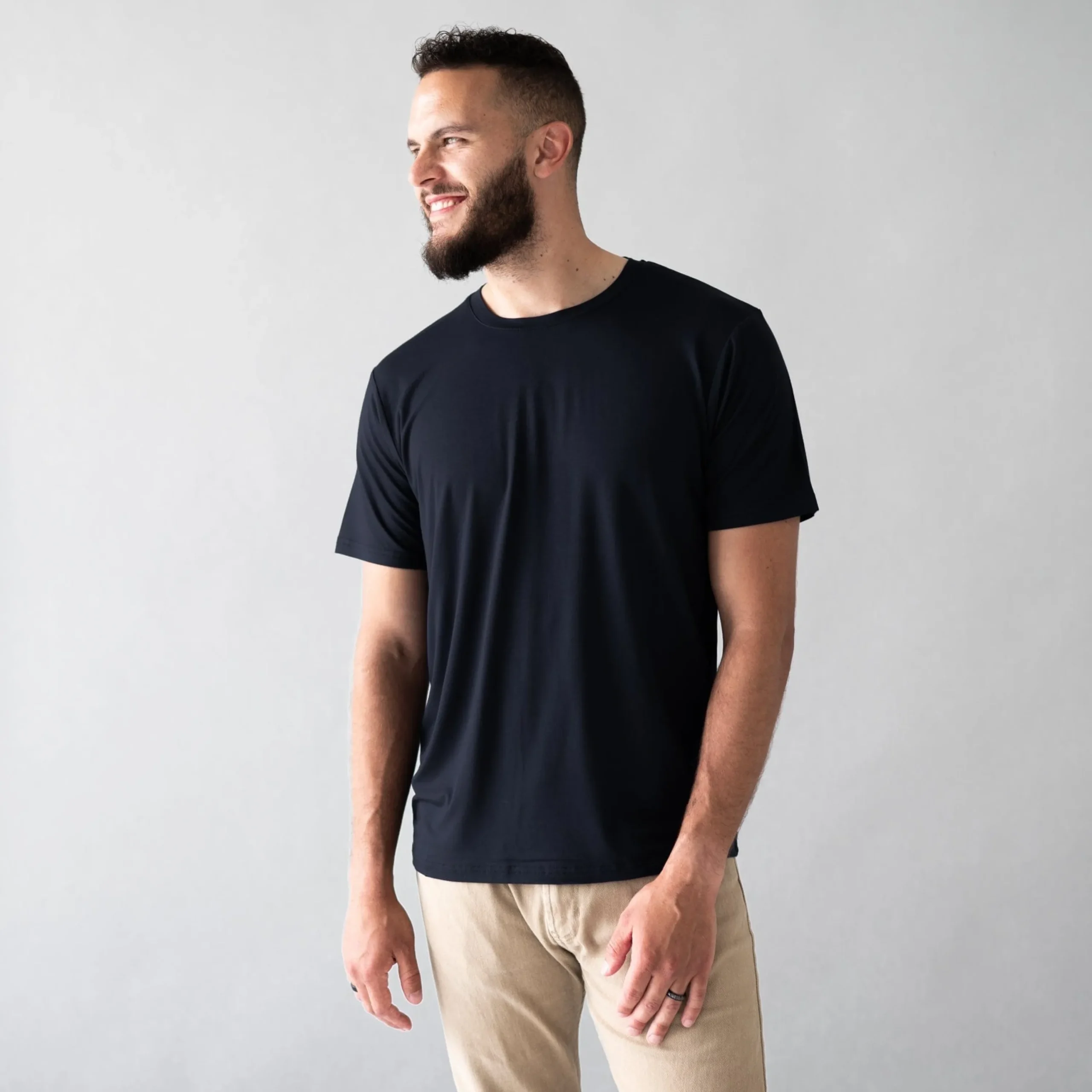 Kyte Baby Men's Crew Neck Tee in Midnight New