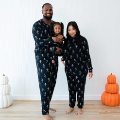 Kyte Baby Men's Jogger Set in Skeleton Best