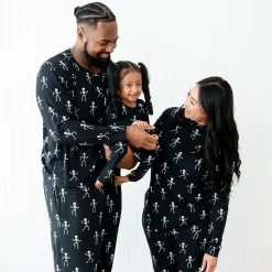 Kyte Baby Men's Jogger Set in Skeleton Best