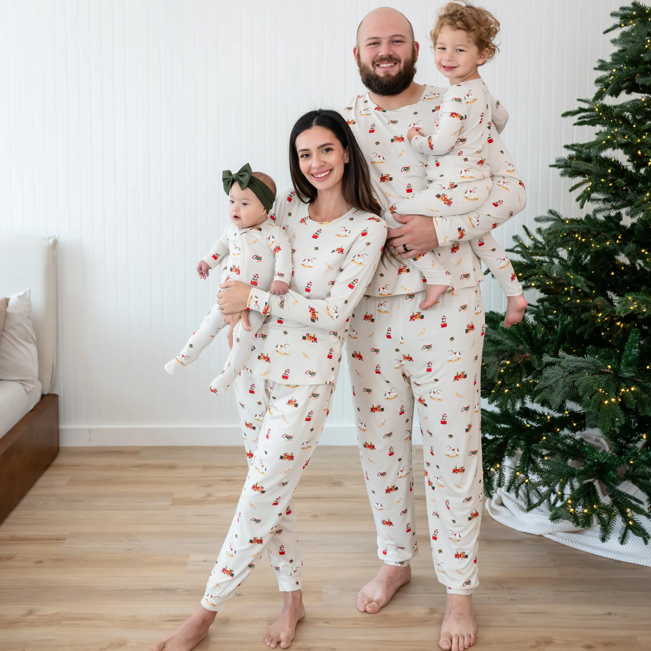 Kyte Baby Men's Jogger Set in Vintage Toys Online