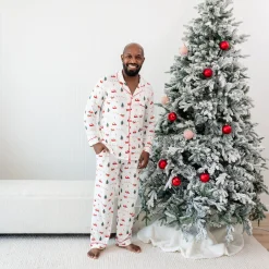 Kyte Baby Men's Long Sleeve Pajama Set in Santa Sleigh Best