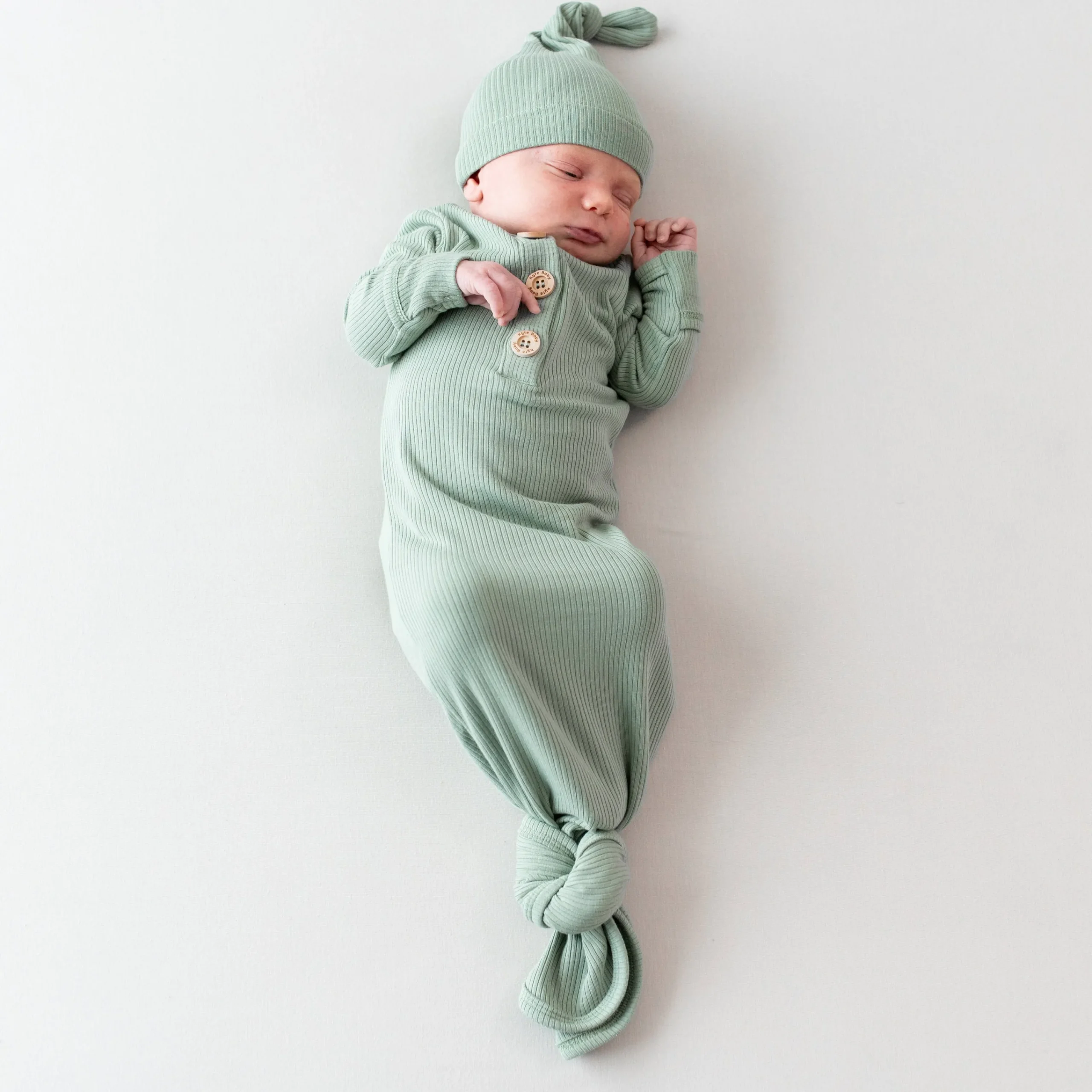 Kyte Baby Ribbed Knotted Gown with Hat Set in Thyme Online