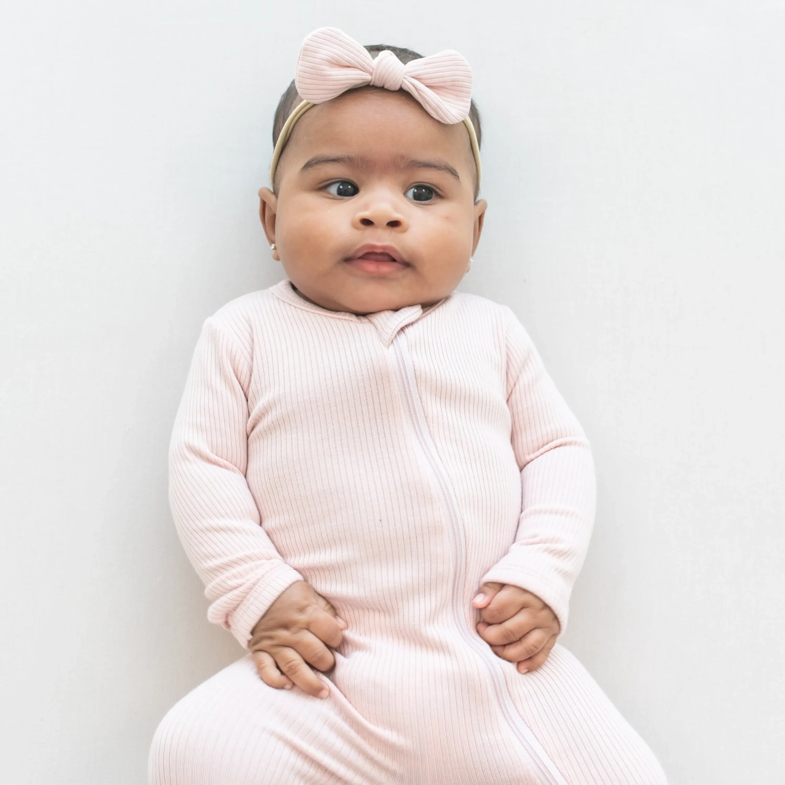 Kyte Baby Ribbed Nylon Bow in Blush Discount