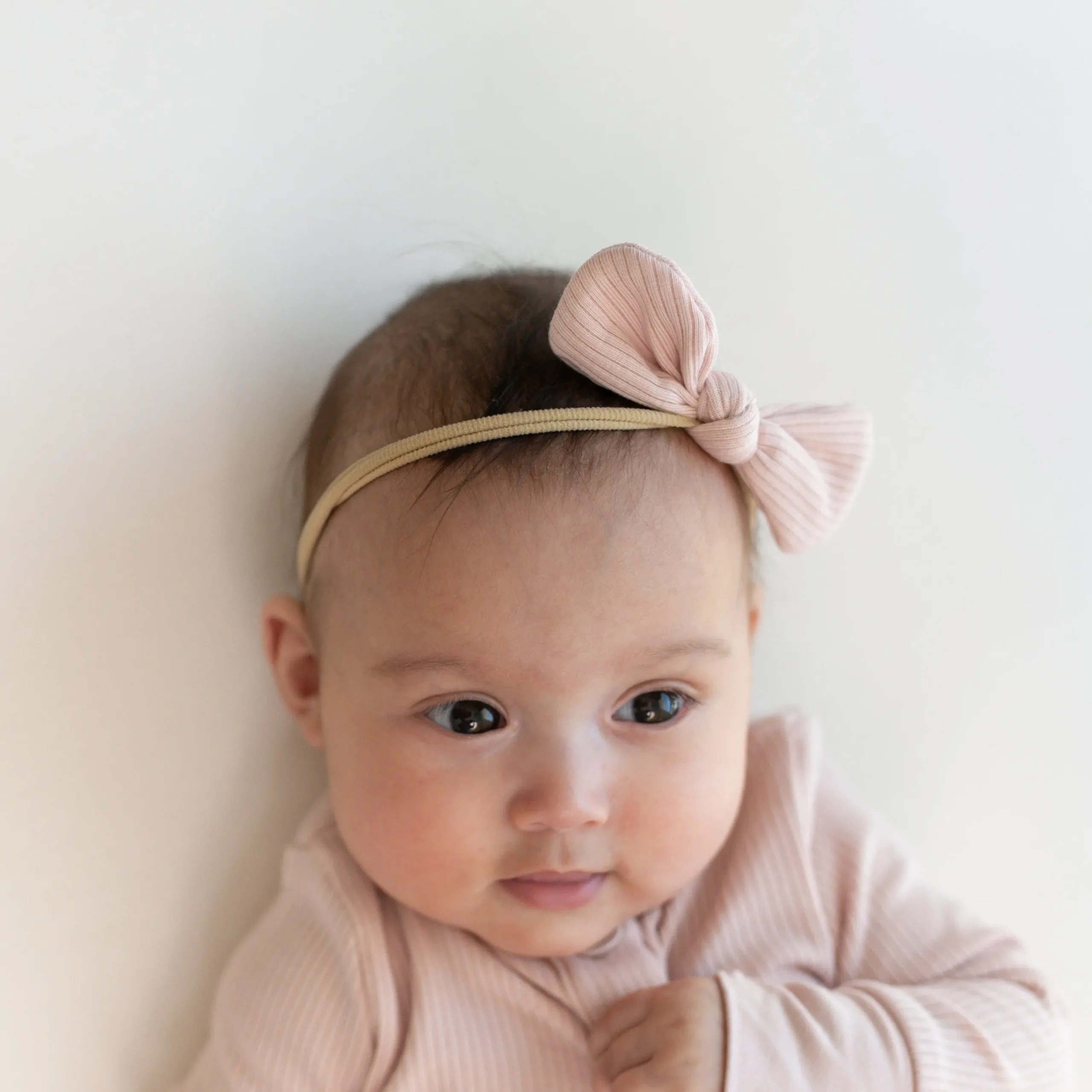 Kyte Baby Ribbed Nylon Bow in Blush Discount