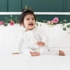 Kyte Baby Ribbed Ruffle Zipper Romper in Cloud Online