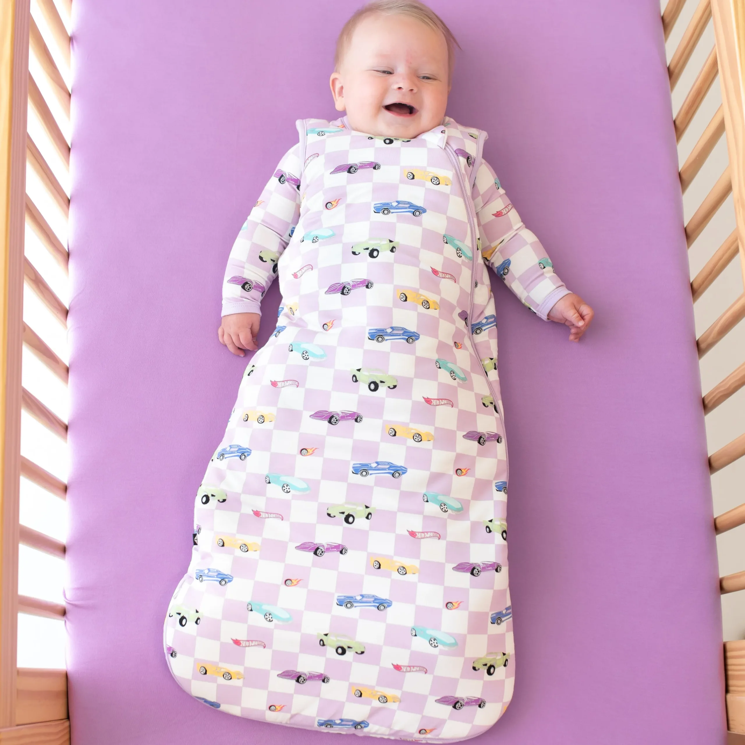 Kyte Baby Sleep Bag in 2.5 Sparkles and Speed Hot