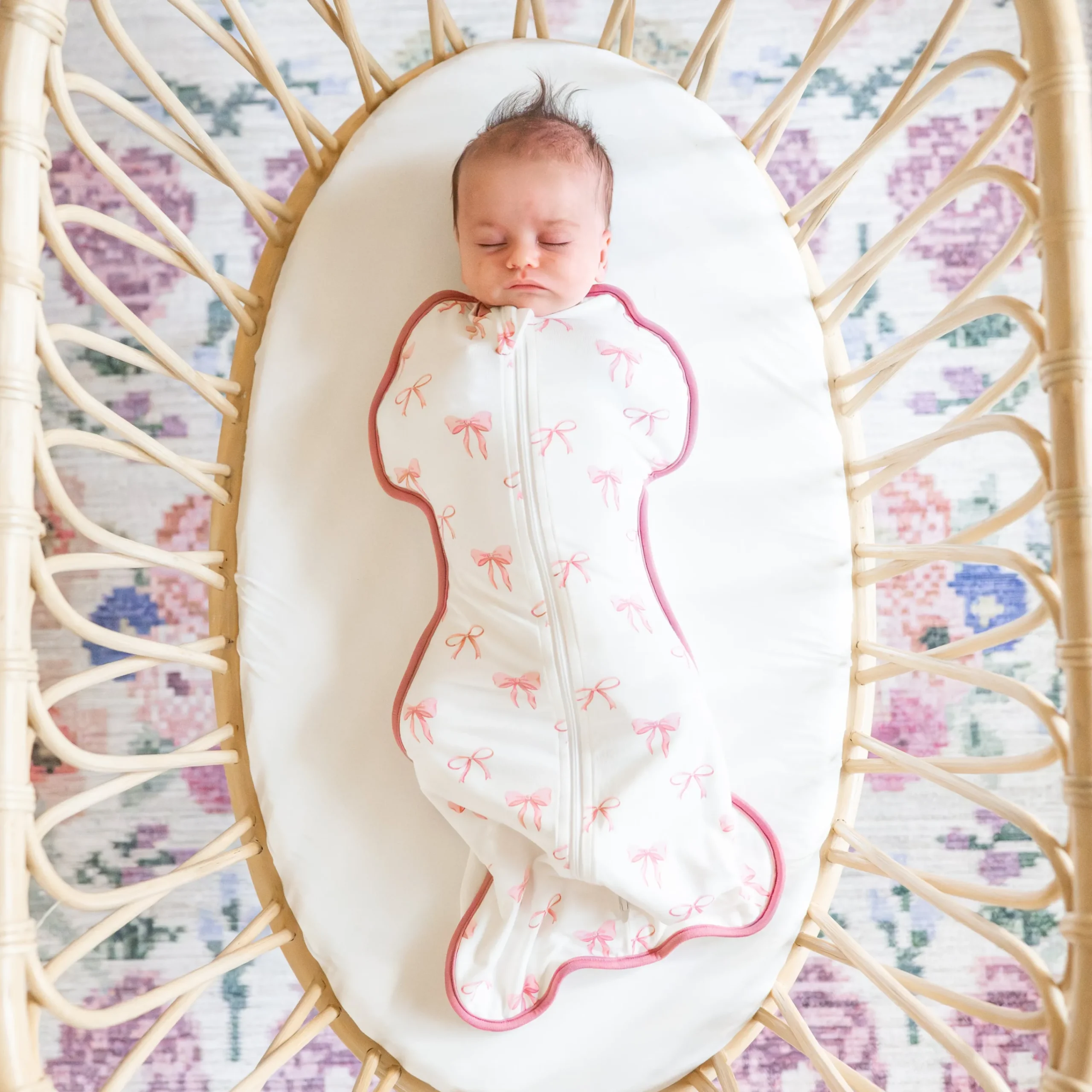 Kyte Baby Swaddle Bag in 0.5 Bow Best