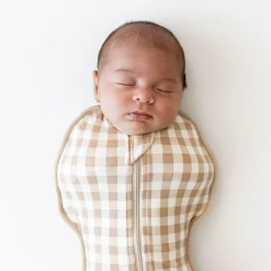 Kyte Baby Swaddle Bag in 0.5 Gingham Bisque New