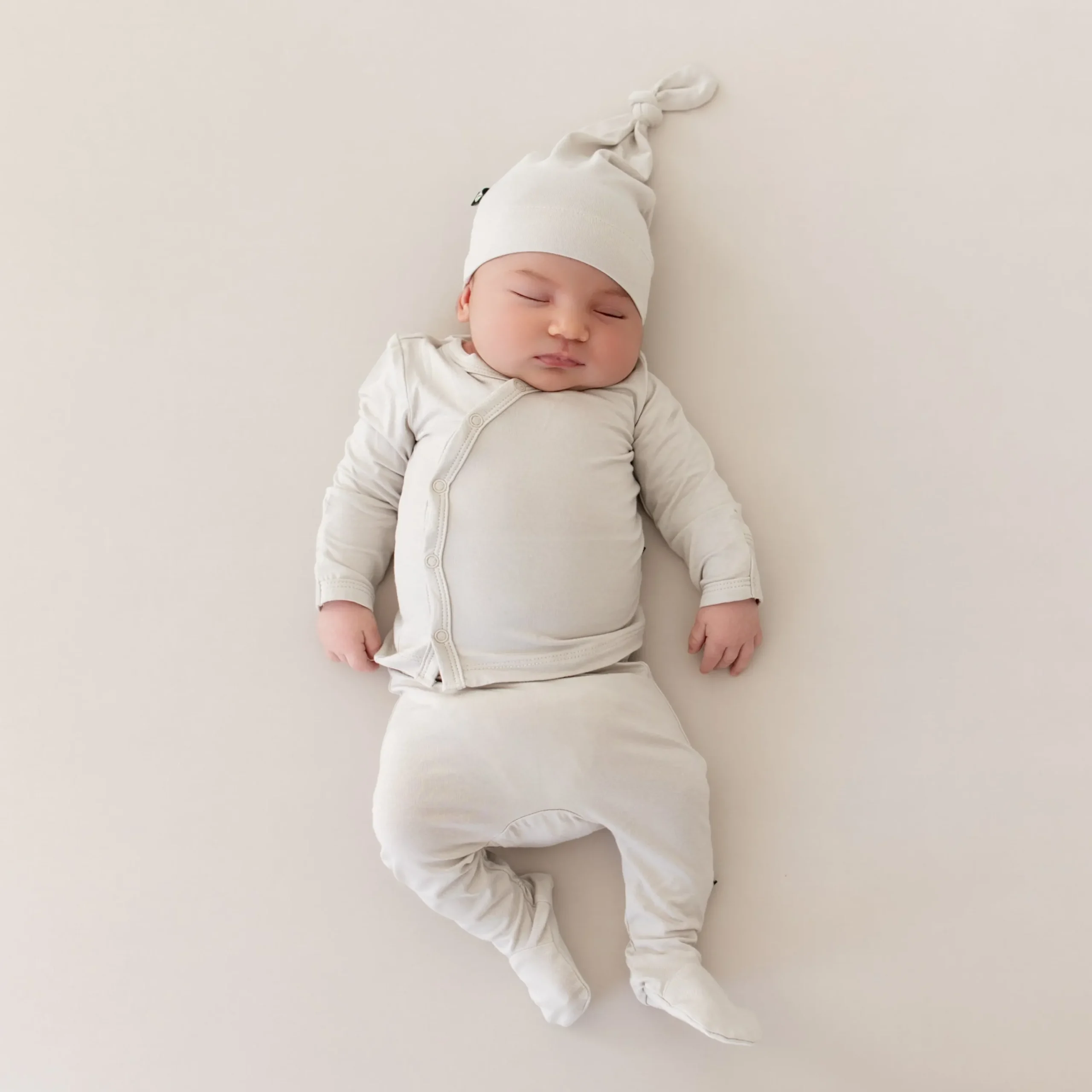 Kyte Baby Take Me Home Set with Cap in Oat Discount