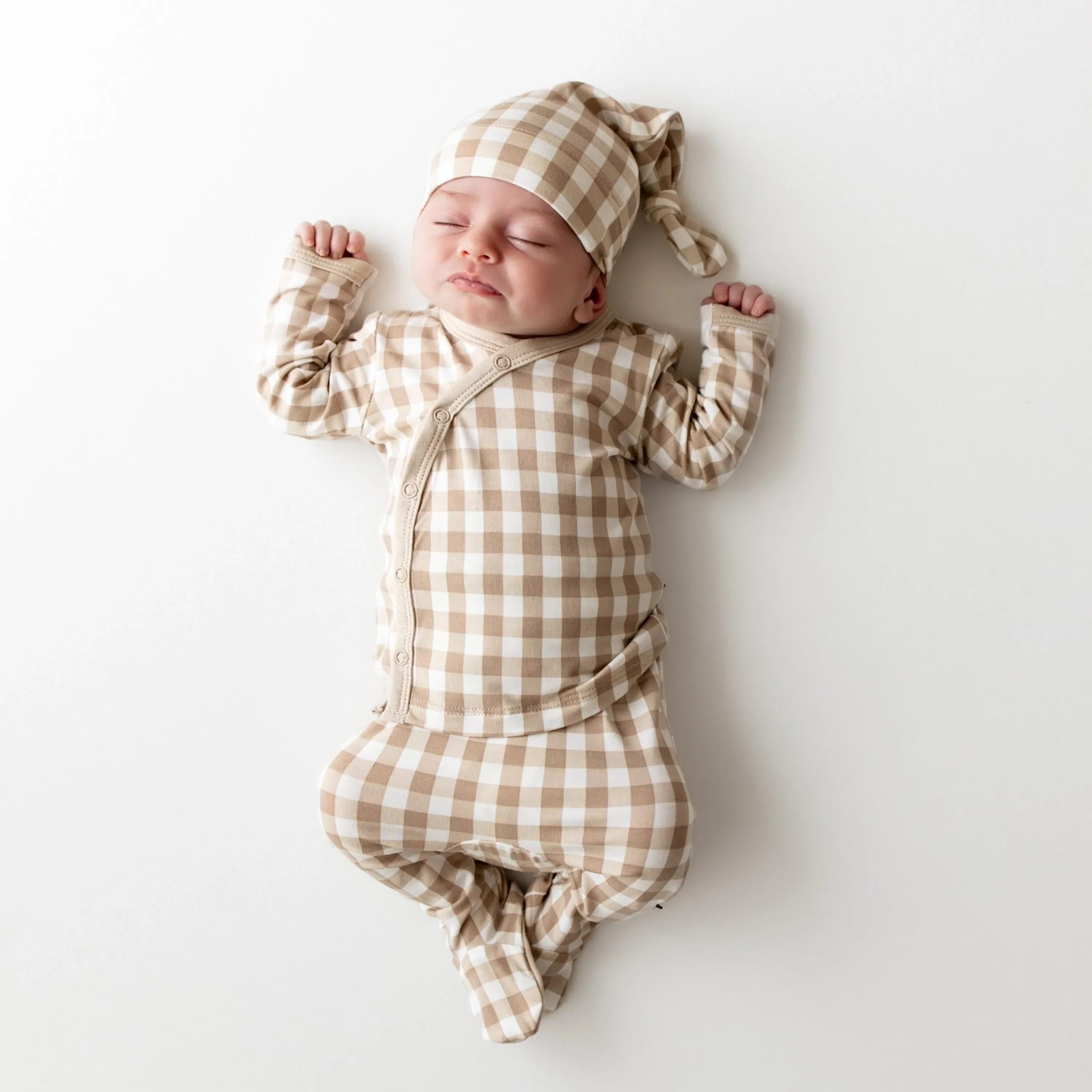 Kyte Baby Take Me Home Set with Cap in Gingham Bisque Discount