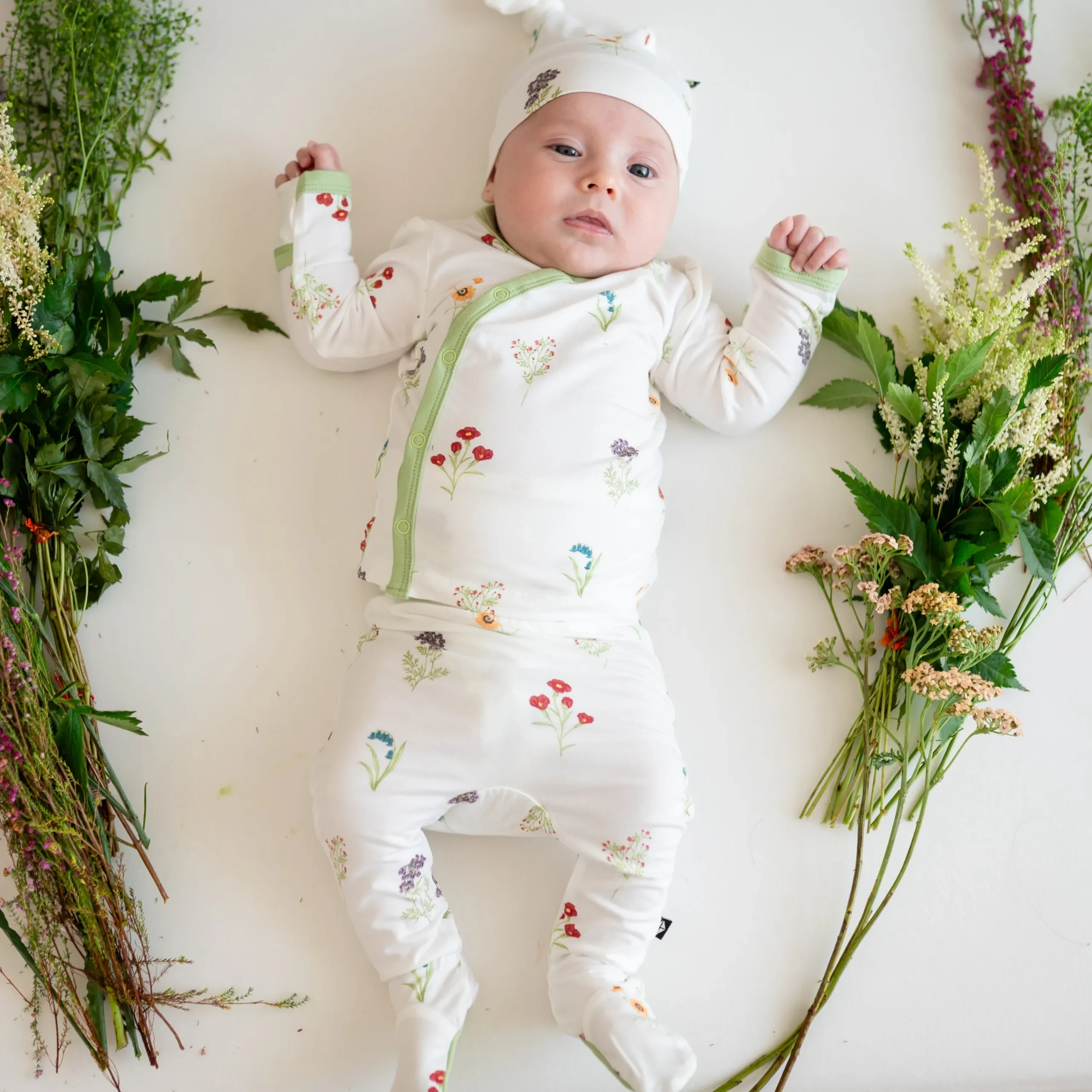 Kyte Baby Take Me Home Set with Cap in Wildflower Sale