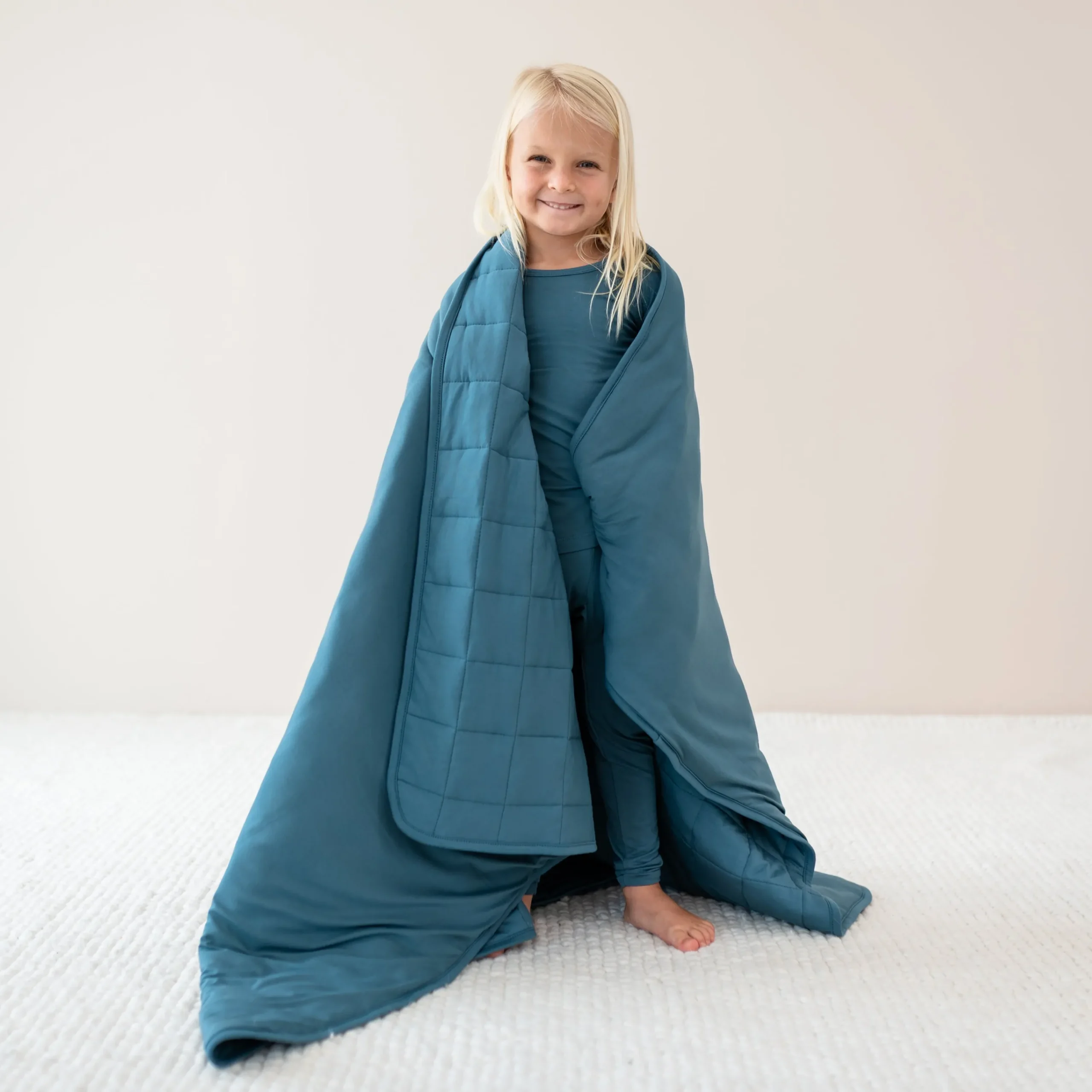 Kyte Baby Toddler Blanket in 2.5 Atlantic Hot