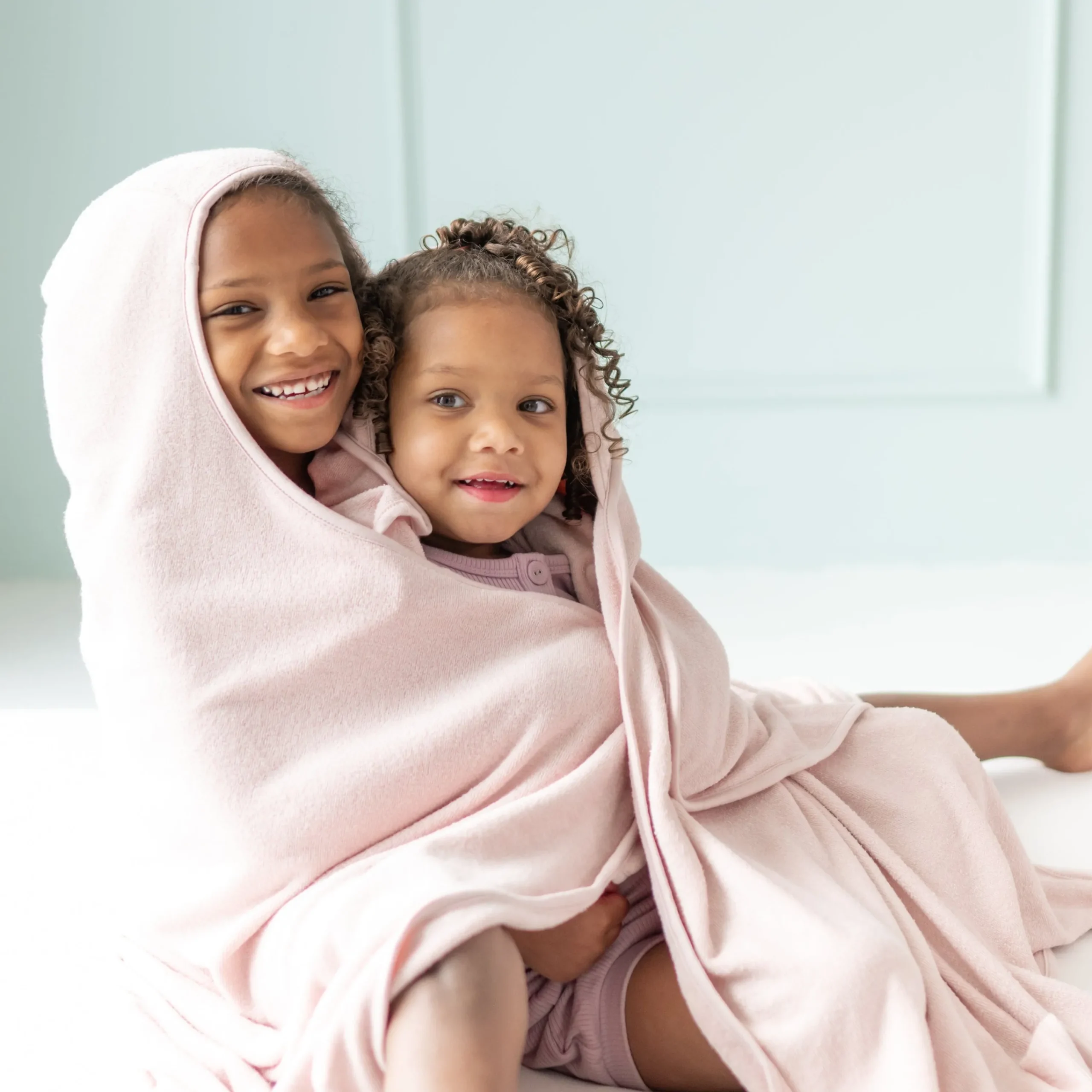 Kyte Baby Toddler Hooded Bath Towel in Blush Hot