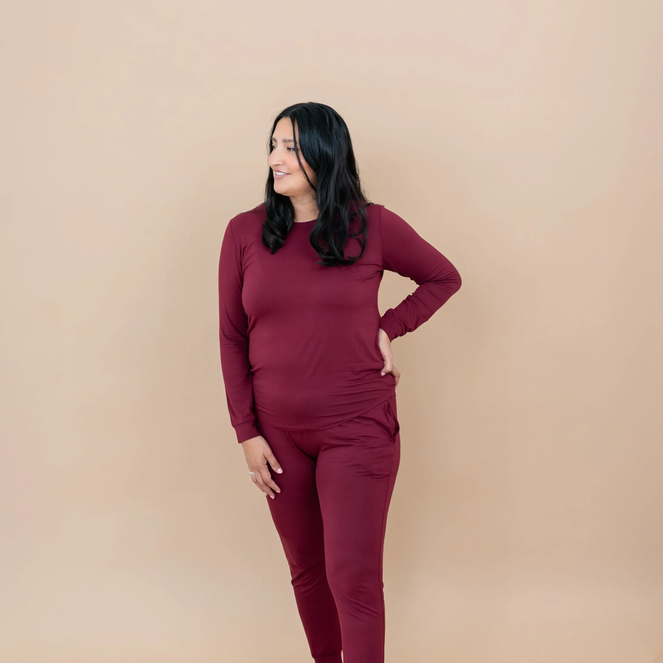 Kyte Baby Women's Jogger Pajama Set in Burgundy