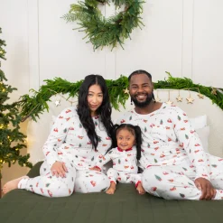 Kyte Baby Women's Jogger Pajama Set in Santa Sleigh Hot