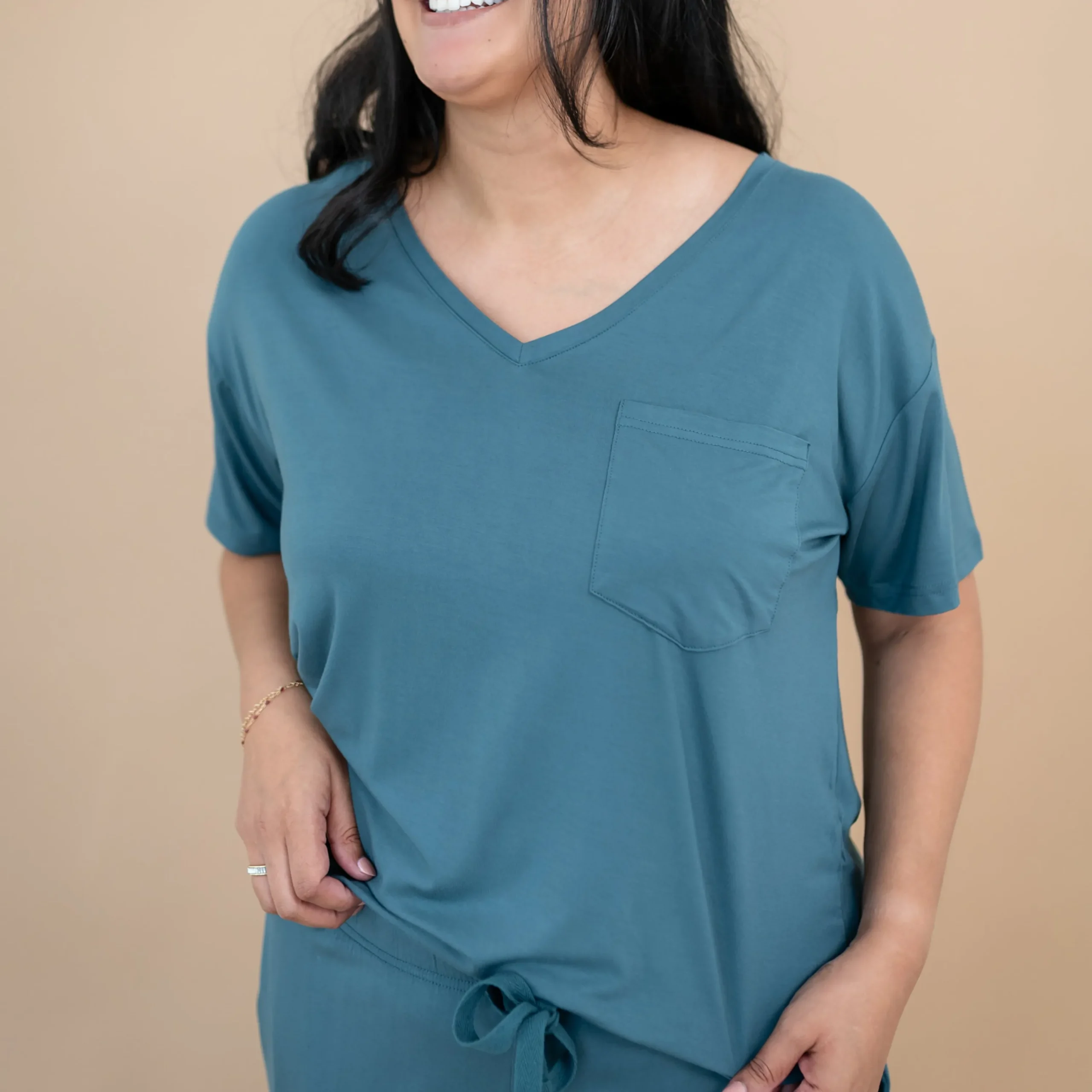Kyte Baby Women’s Relaxed Fit V-Neck in Atlantic Hot
