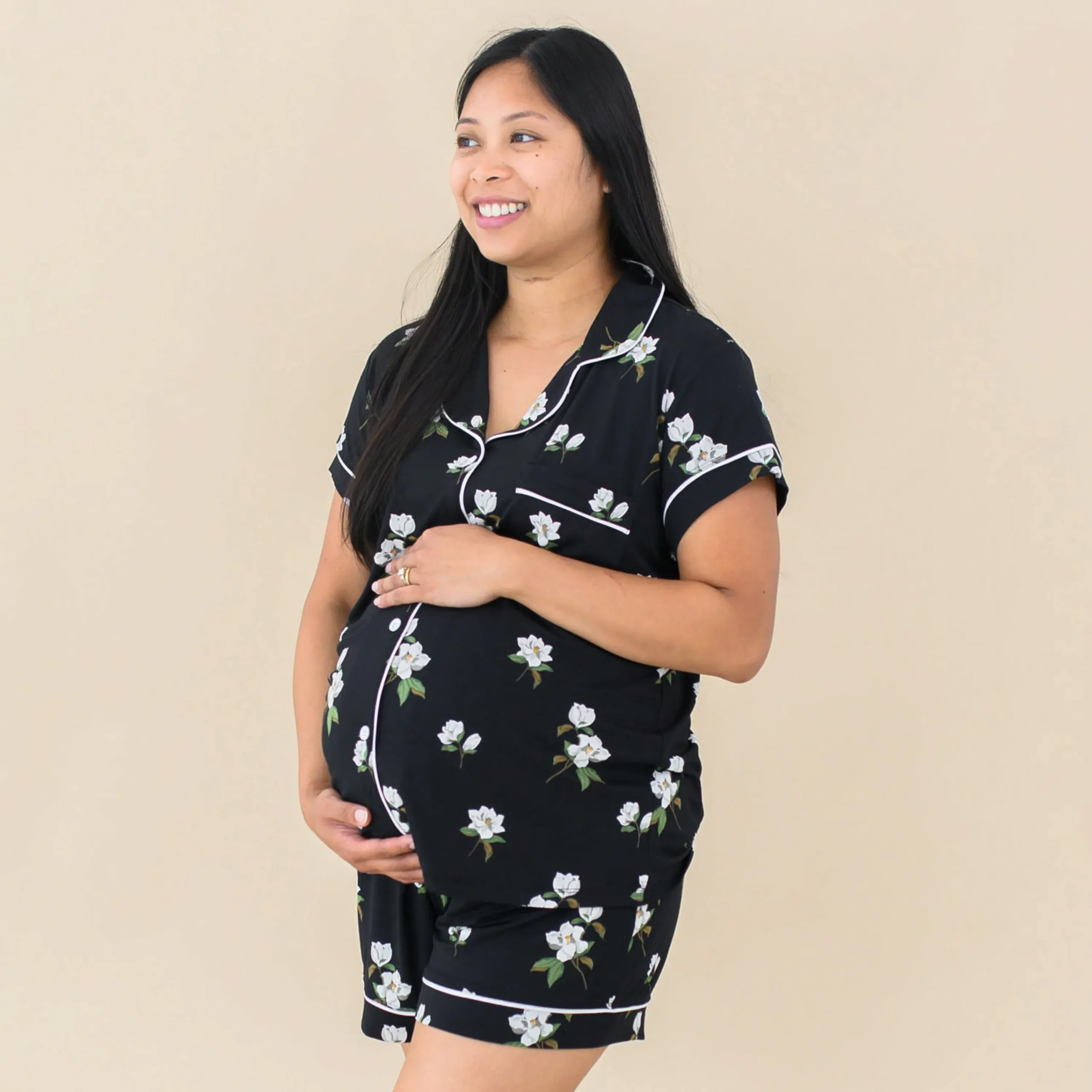 Kyte Baby Women’s Short Sleeve Pajama Set in Big Midnight Magnolia Discount