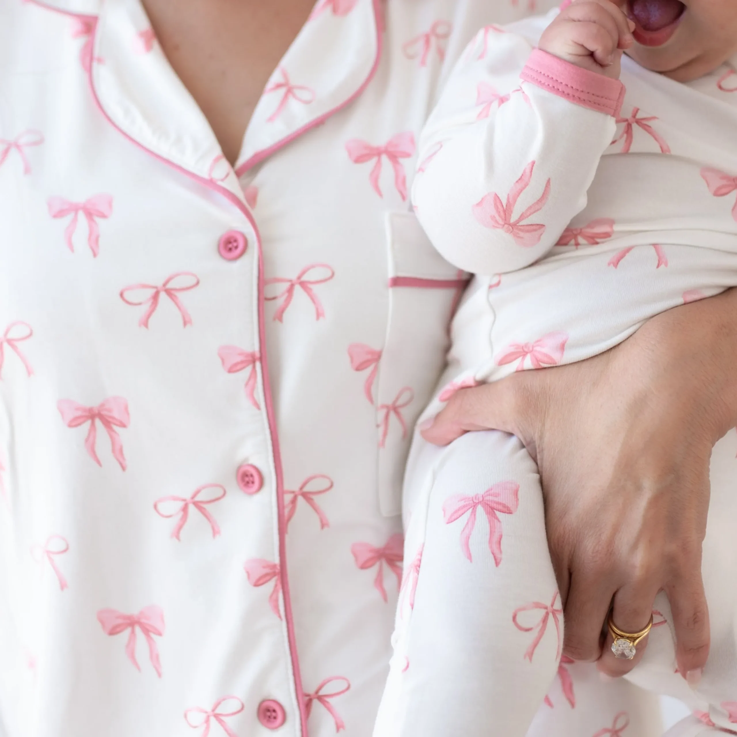 Kyte Baby Women’s Short Sleeve Pajama Set in Bow Sale