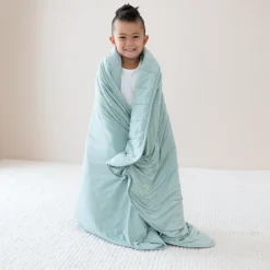 Kyte Baby Youth Blanket in 2.5 Sage Hot