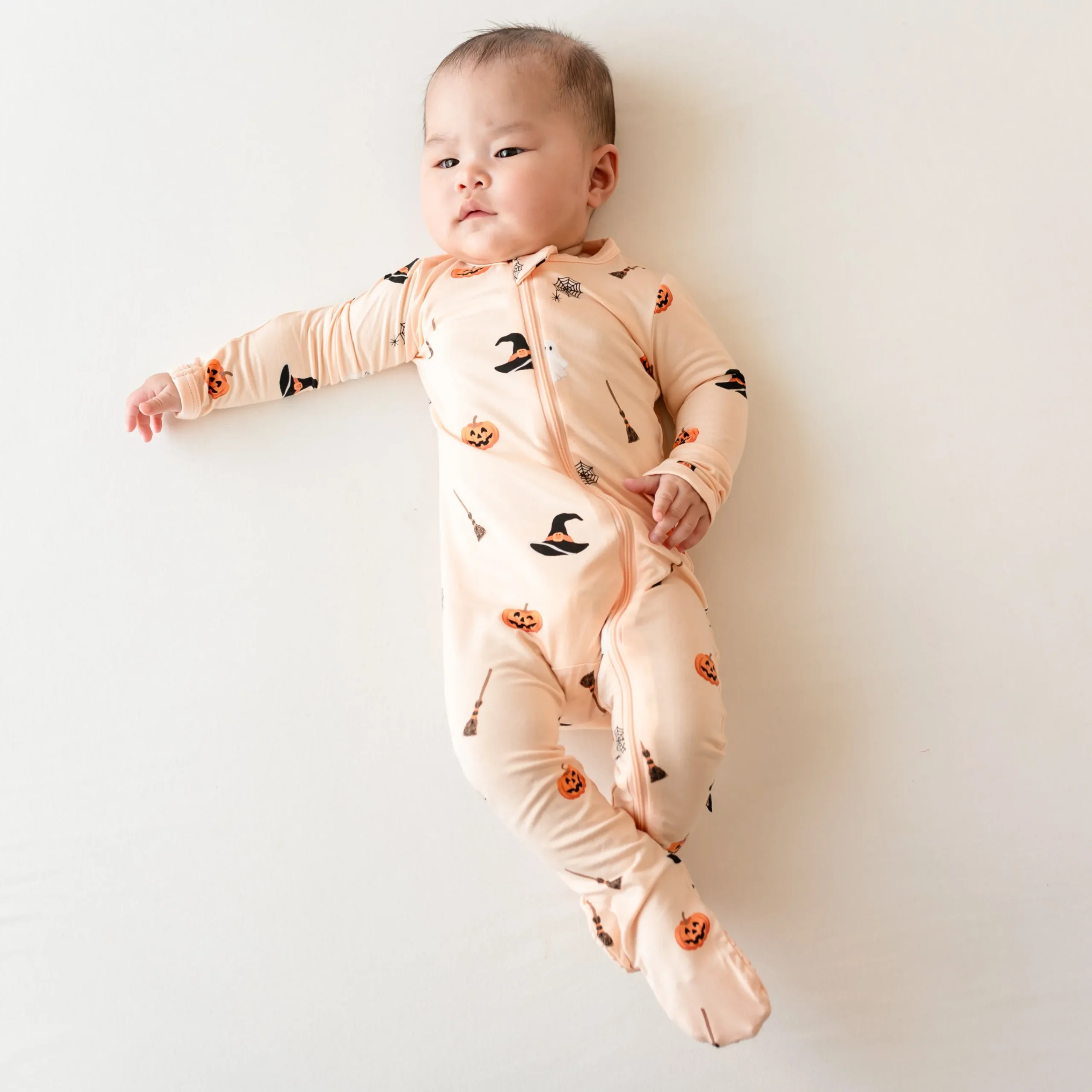 Kyte Baby Zippered Footie in Bewitched Sale