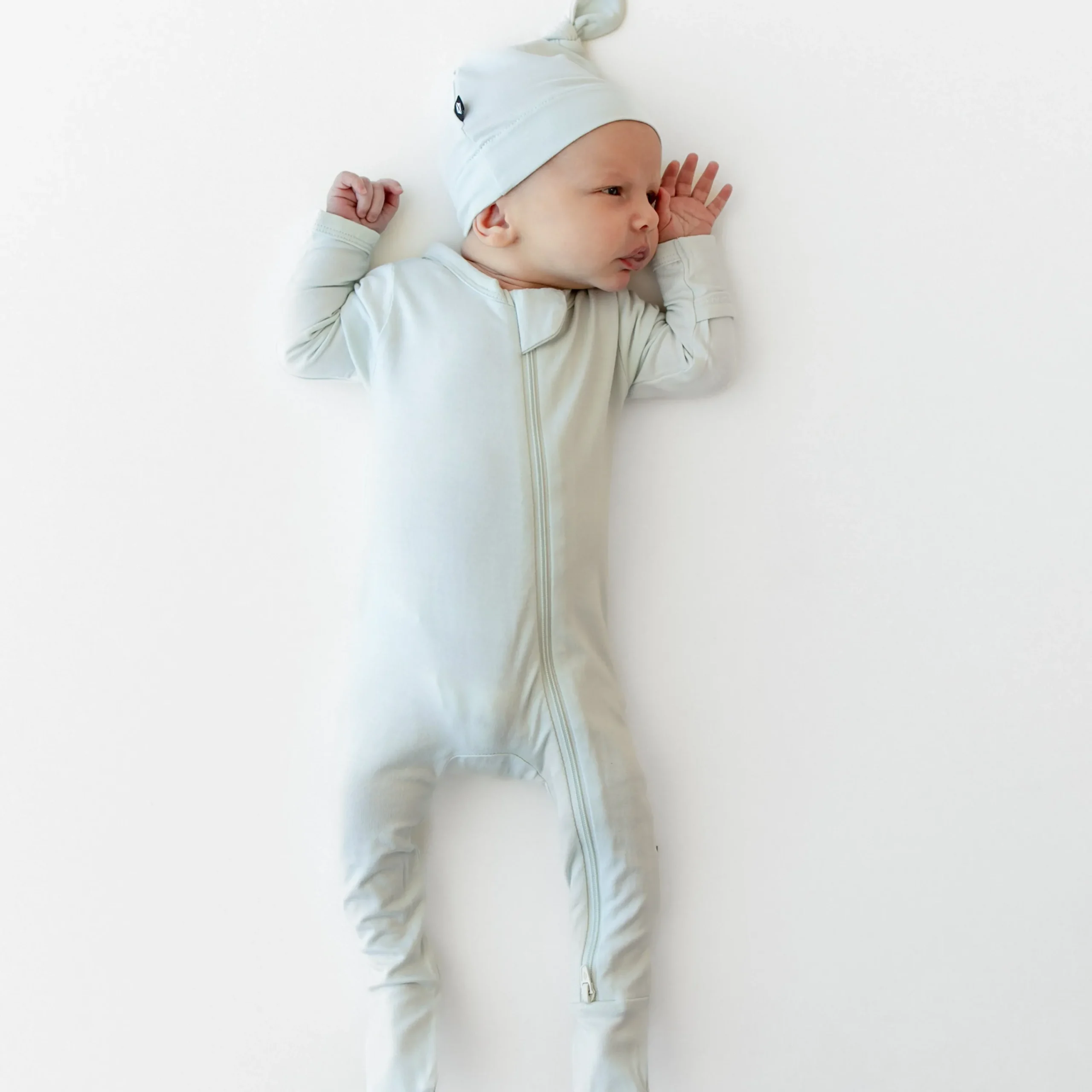 Kyte Baby Zippered Footie in Dew New