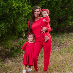 Kyte Baby Zippered Romper in Cardinal Hot