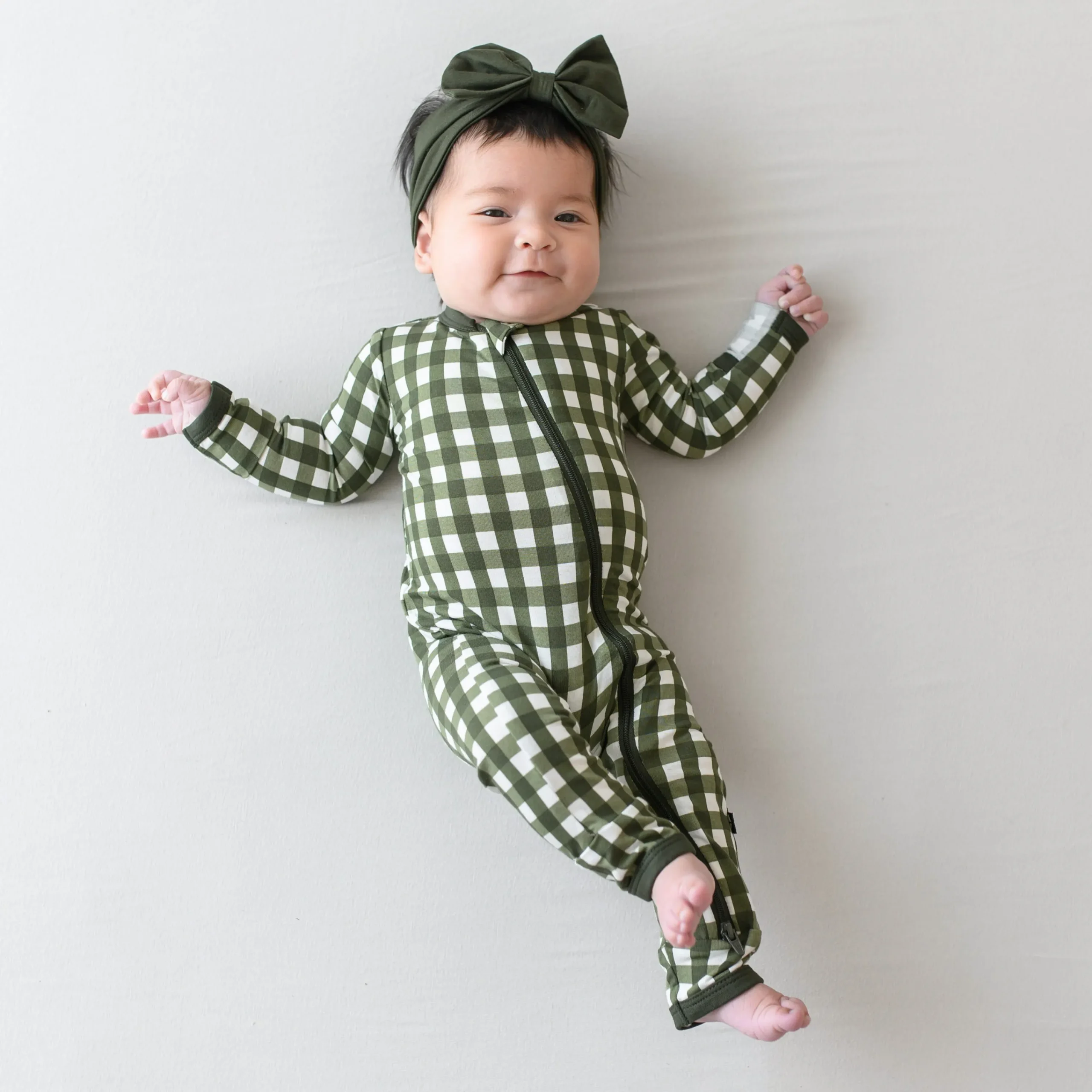 Kyte Baby Zippered Romper in Gingham Fir Best