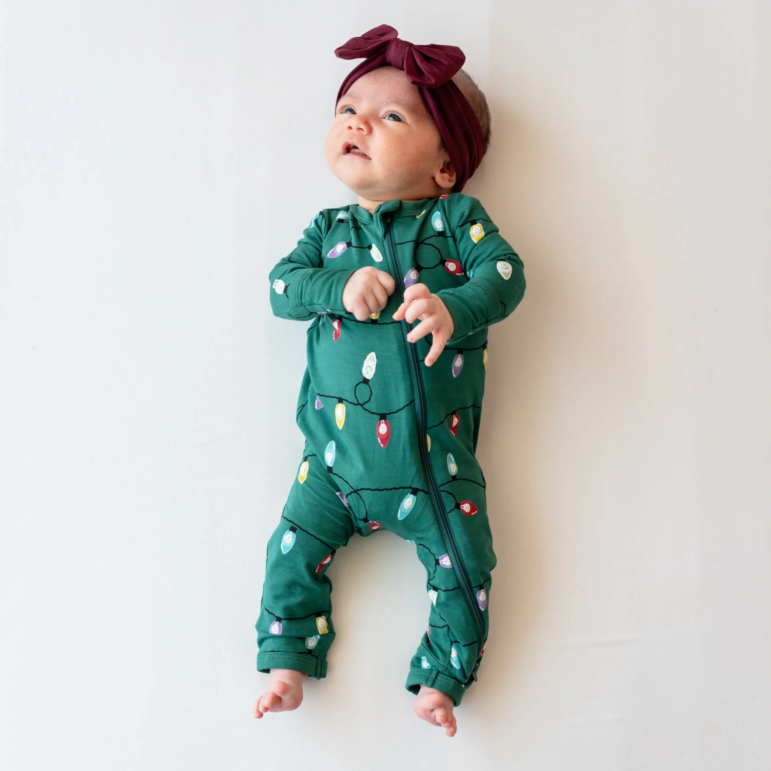 Kyte Baby Zippered Romper in Merry and Bright Clearance