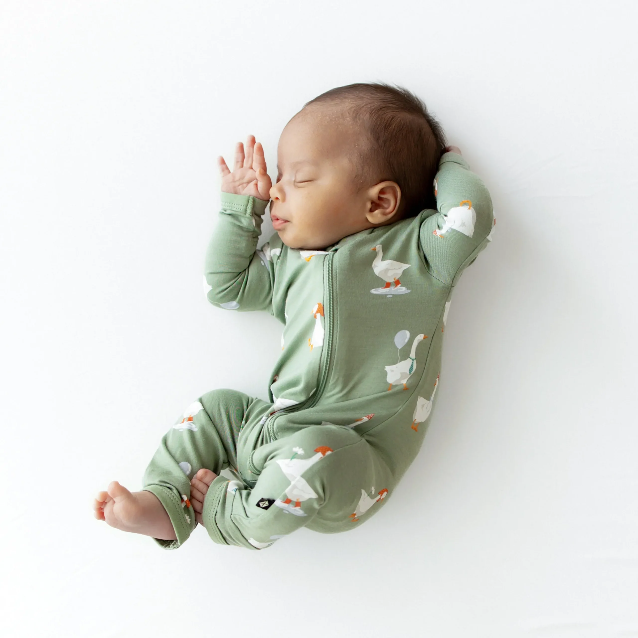 Kyte Baby Zippered Romper in Silly Goose