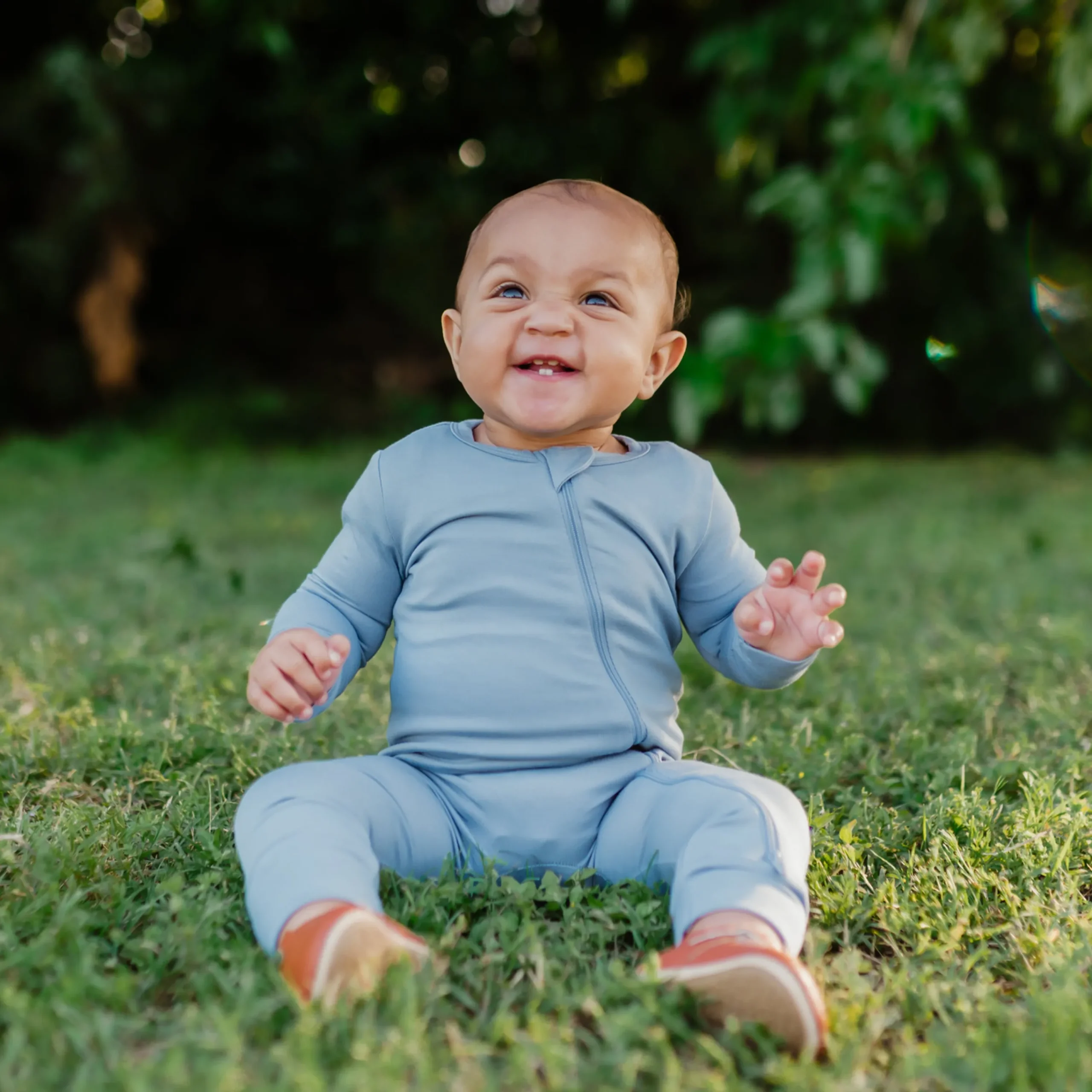 Kyte Baby Zippered Romper in Slate Online