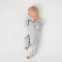 Kyte Baby Zippered Romper in Storm