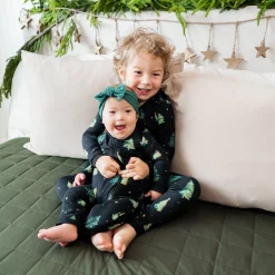 Kyte Baby Zippered Romper in Twinkle Tree Outlet